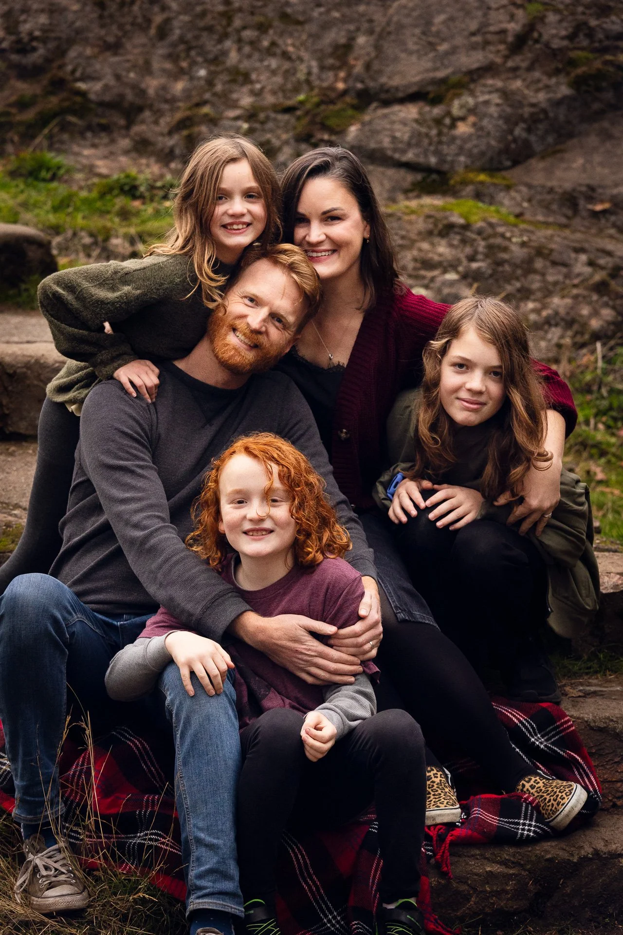 Fall family photo shoot at Mount-Doug in Victoria BC