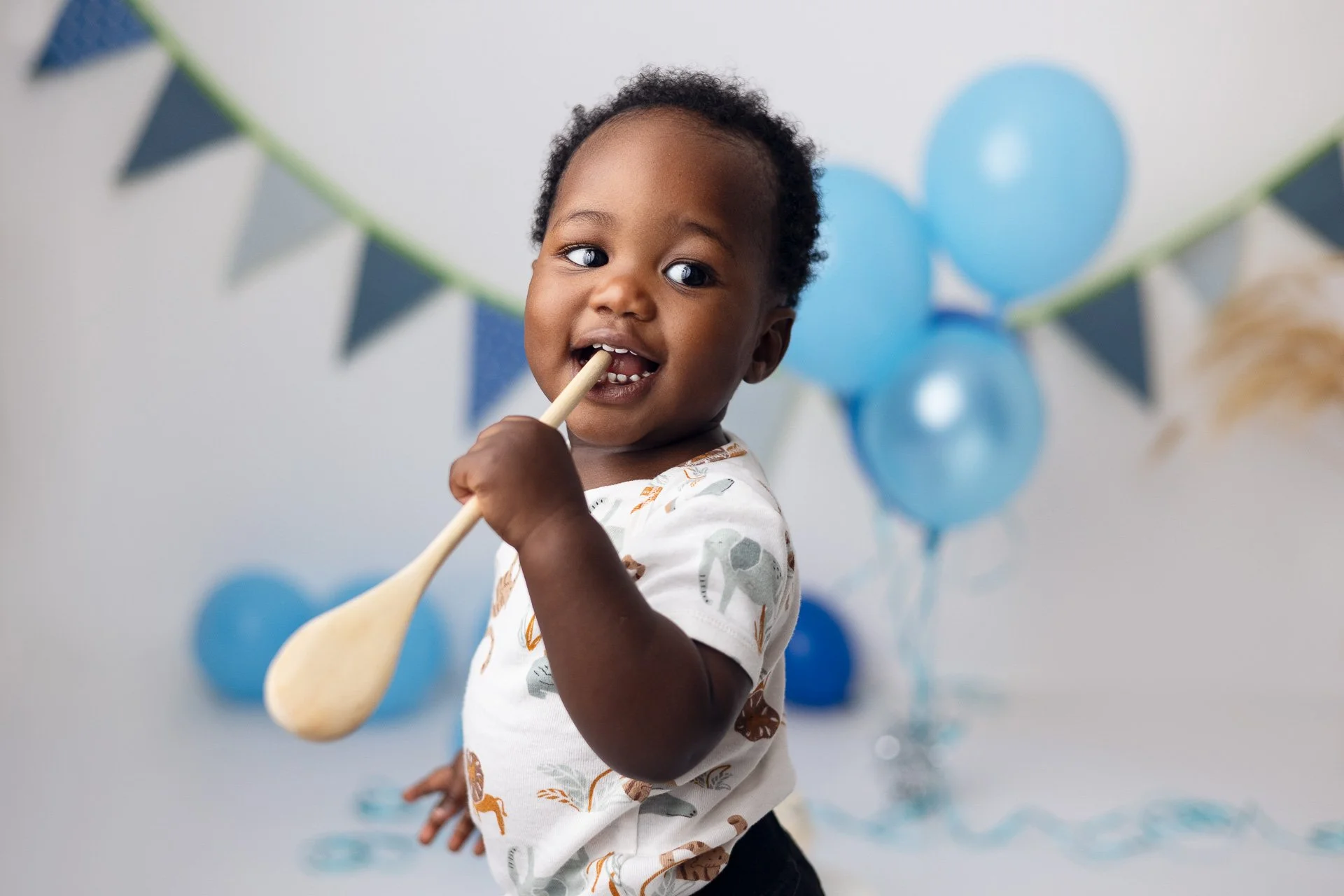 Birthday Cake smash session for one year old boy. Vancouver Island family photographer