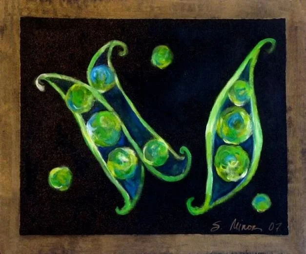 pea_pods_on_black.jpg.webp