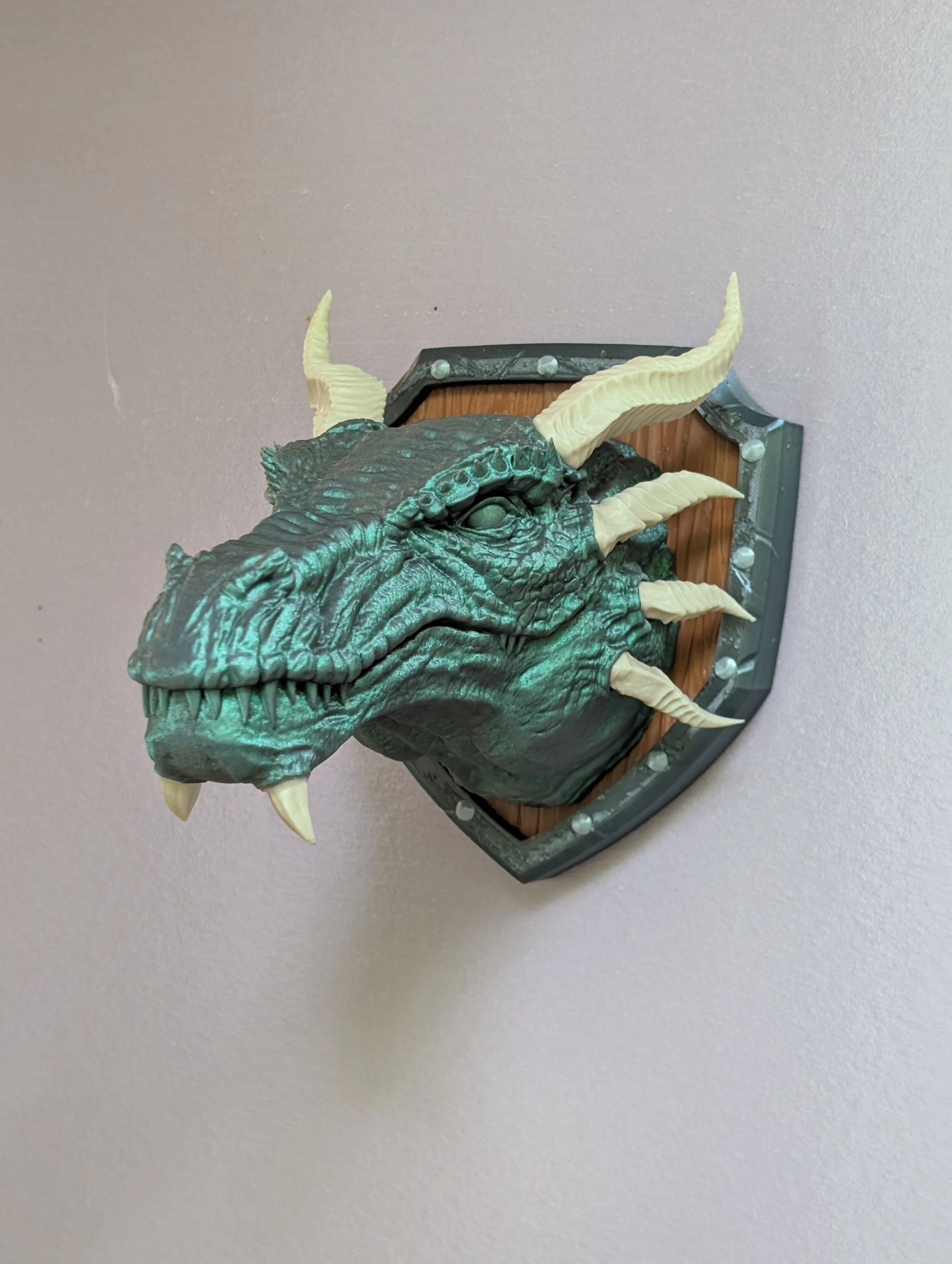 Western Dragon Head Trophy