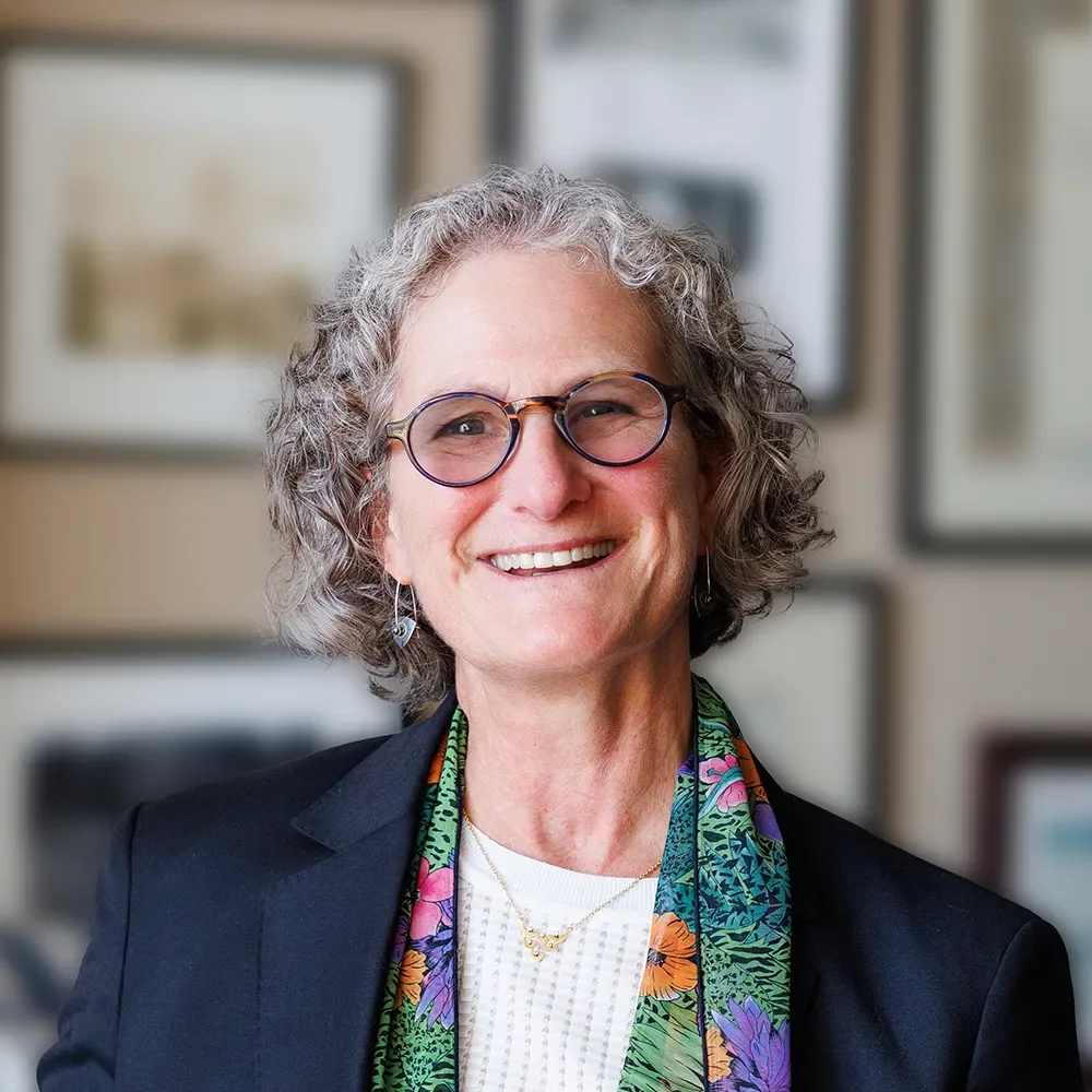 Amy Kurland portrait