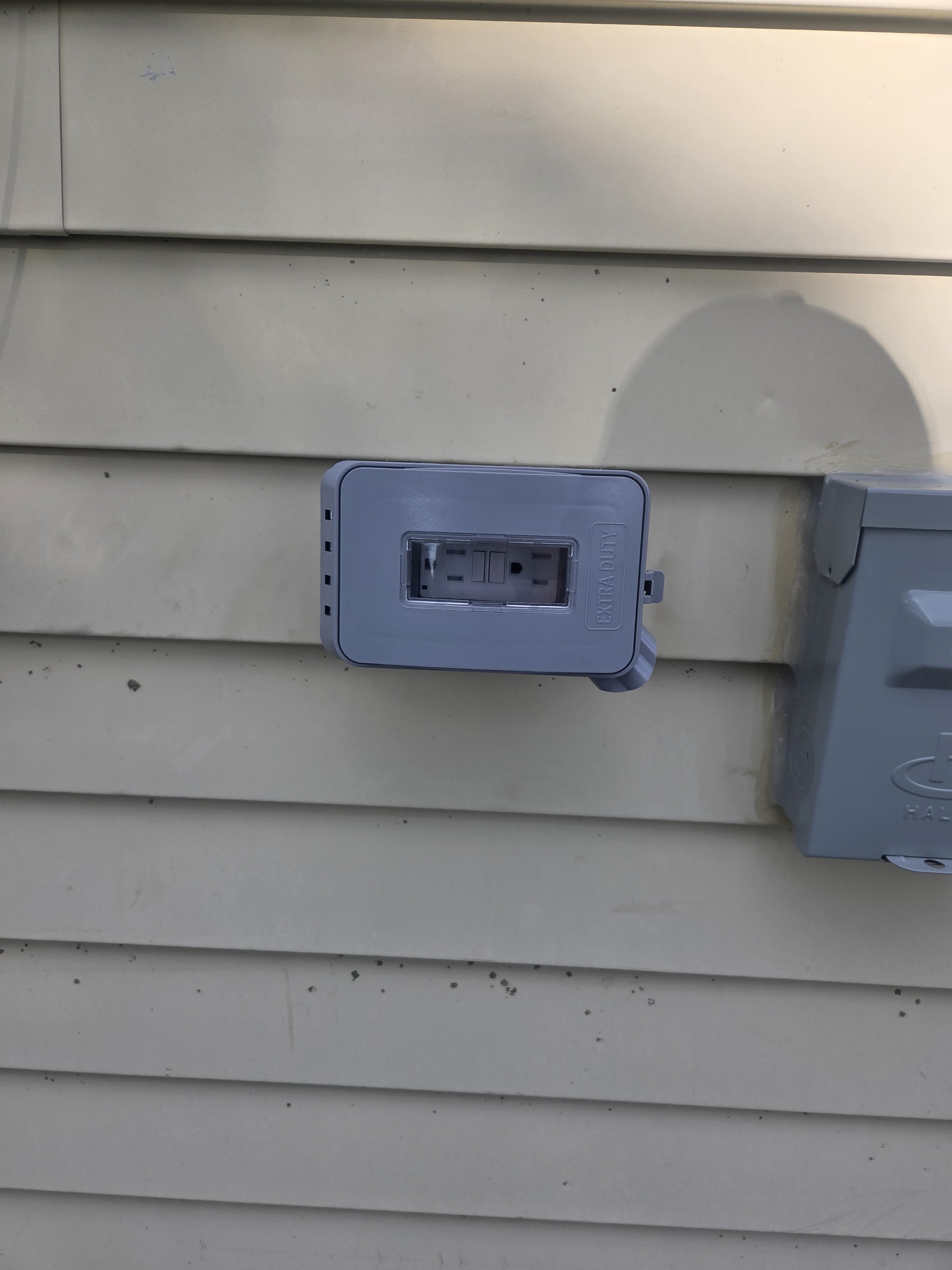Outdoor Outelt_ York & Lancaster  Pa Electrician.jpg