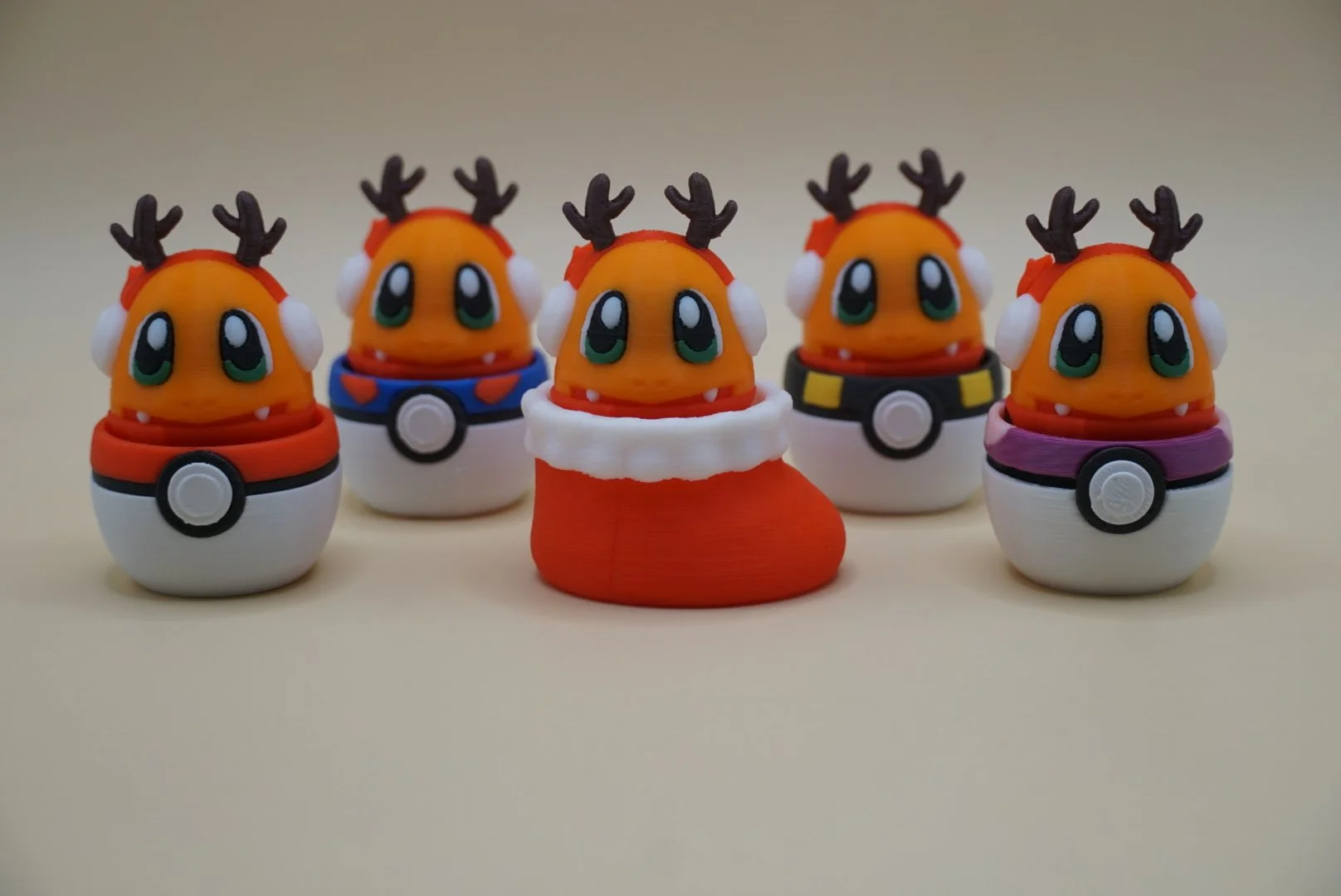 Charmander Christmas 2.JPG