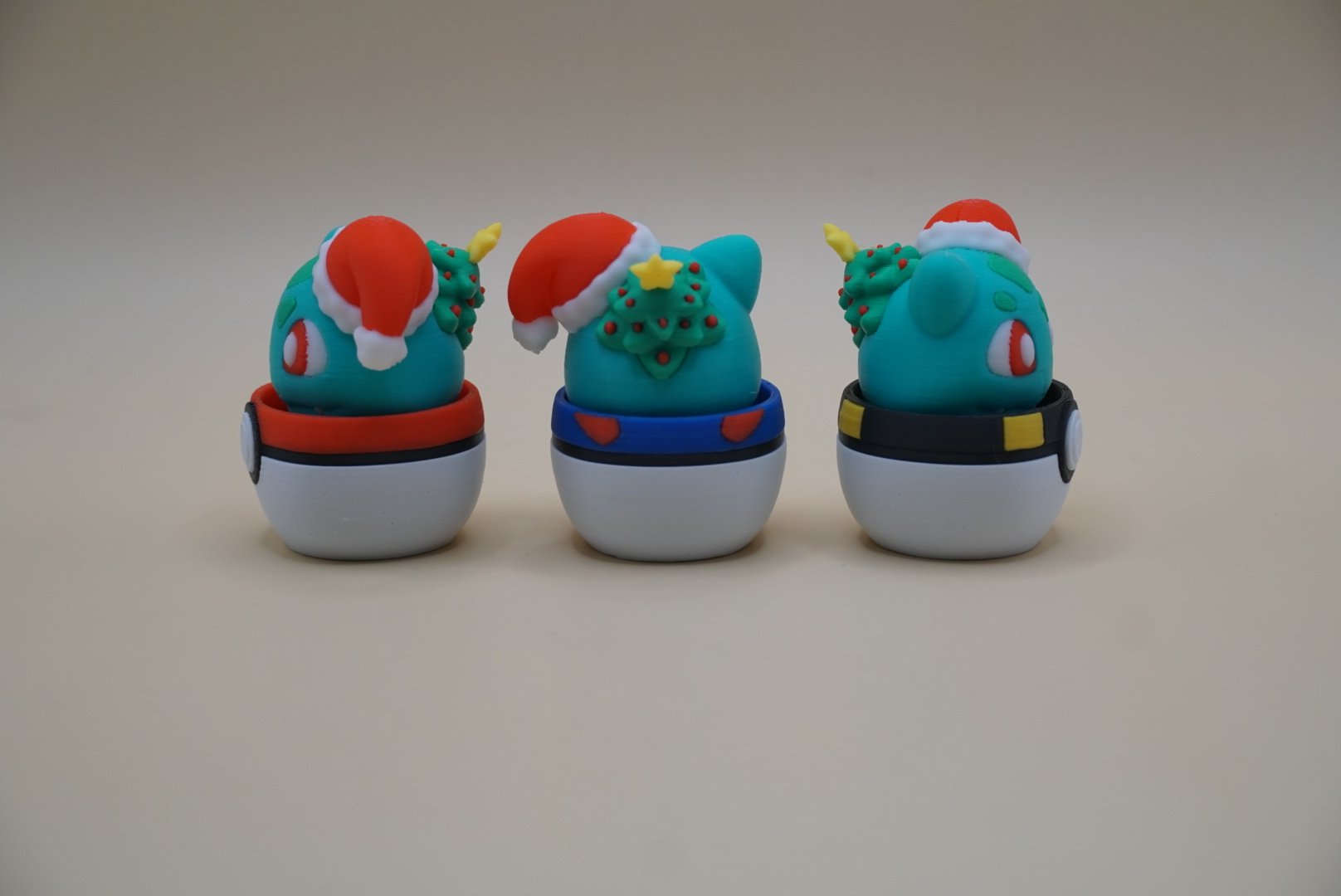 Bulbasaur Christmas 3.JPG