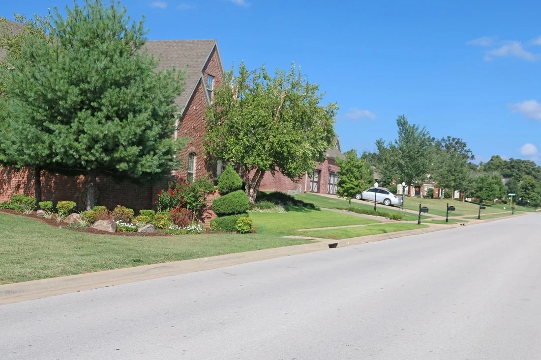 Hearthstone Drive Entrance