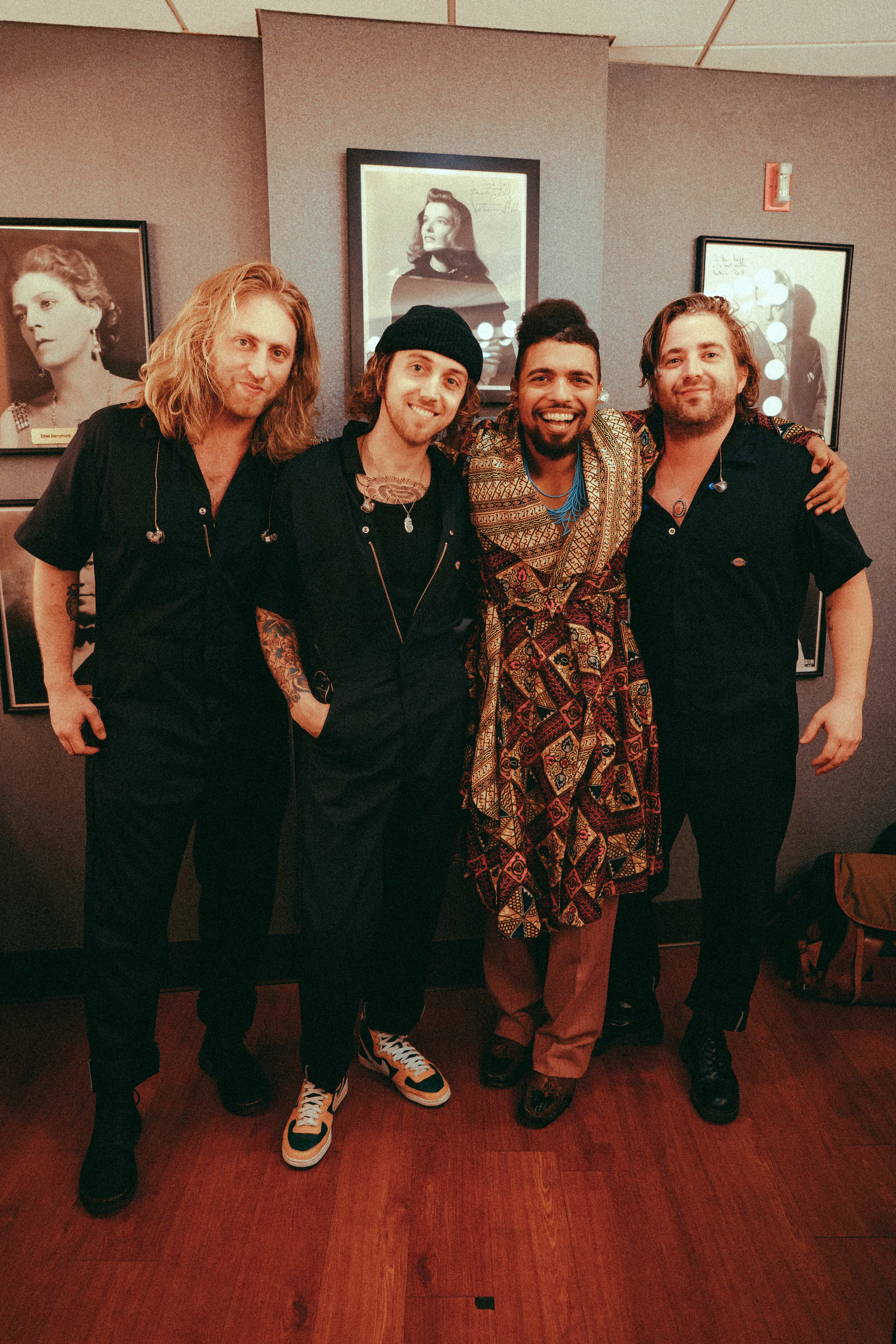 32-Devon-Gilfillian-Ryman-Tourlife-Cal&Aly.jpg