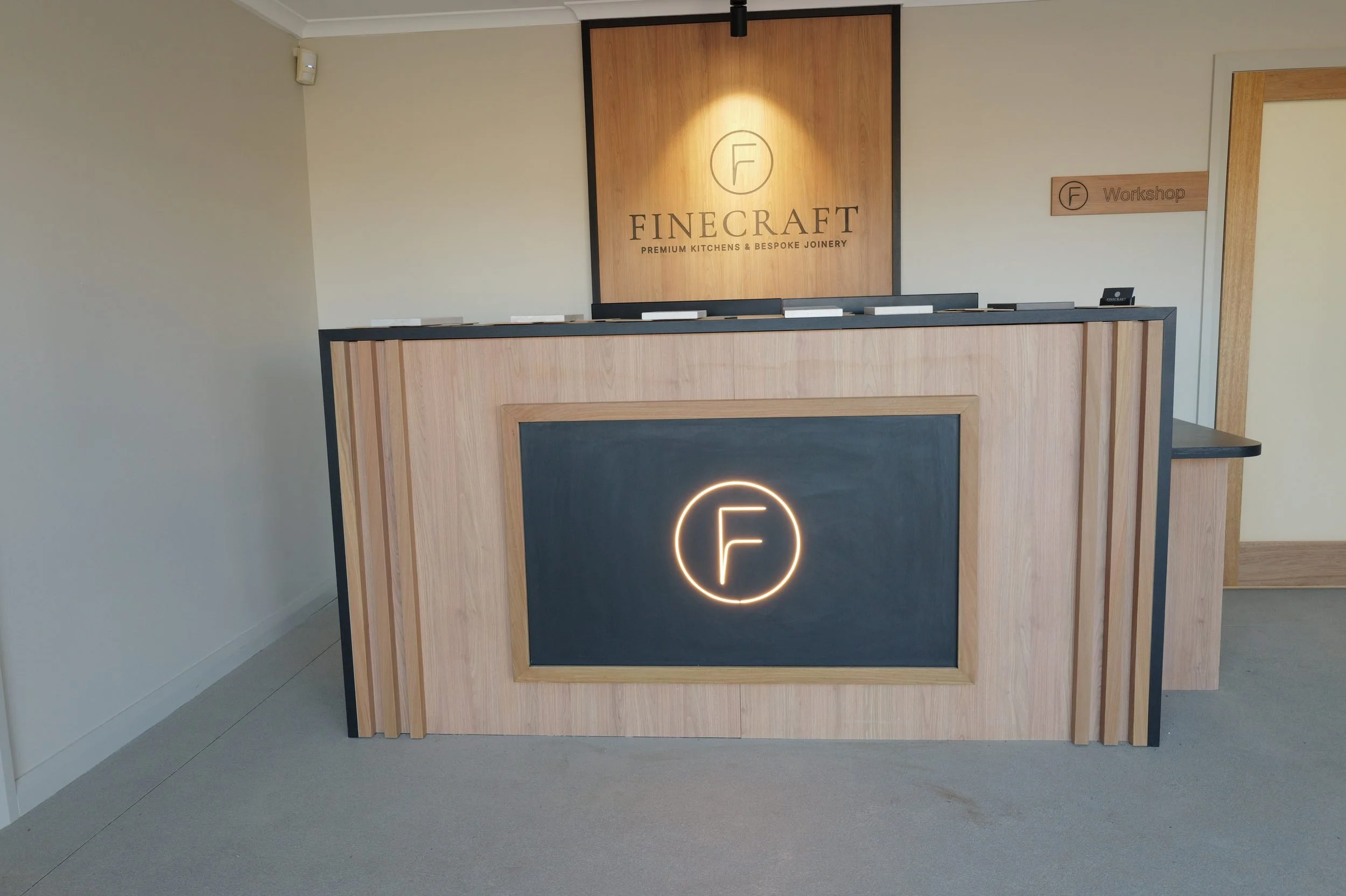 Reception desk · Commercial