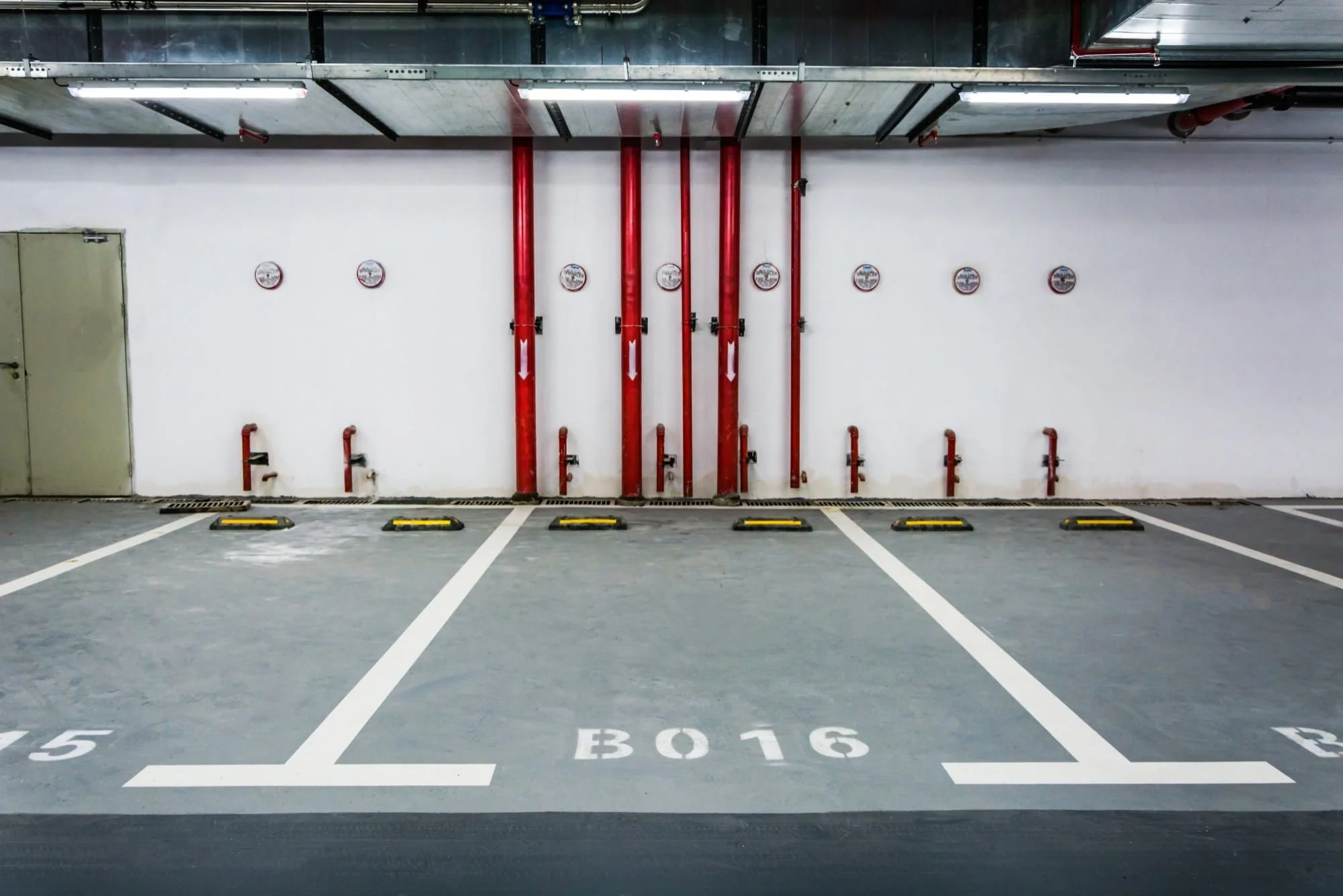 5 Signs It’s Time to Upgrade Your Garage Floor