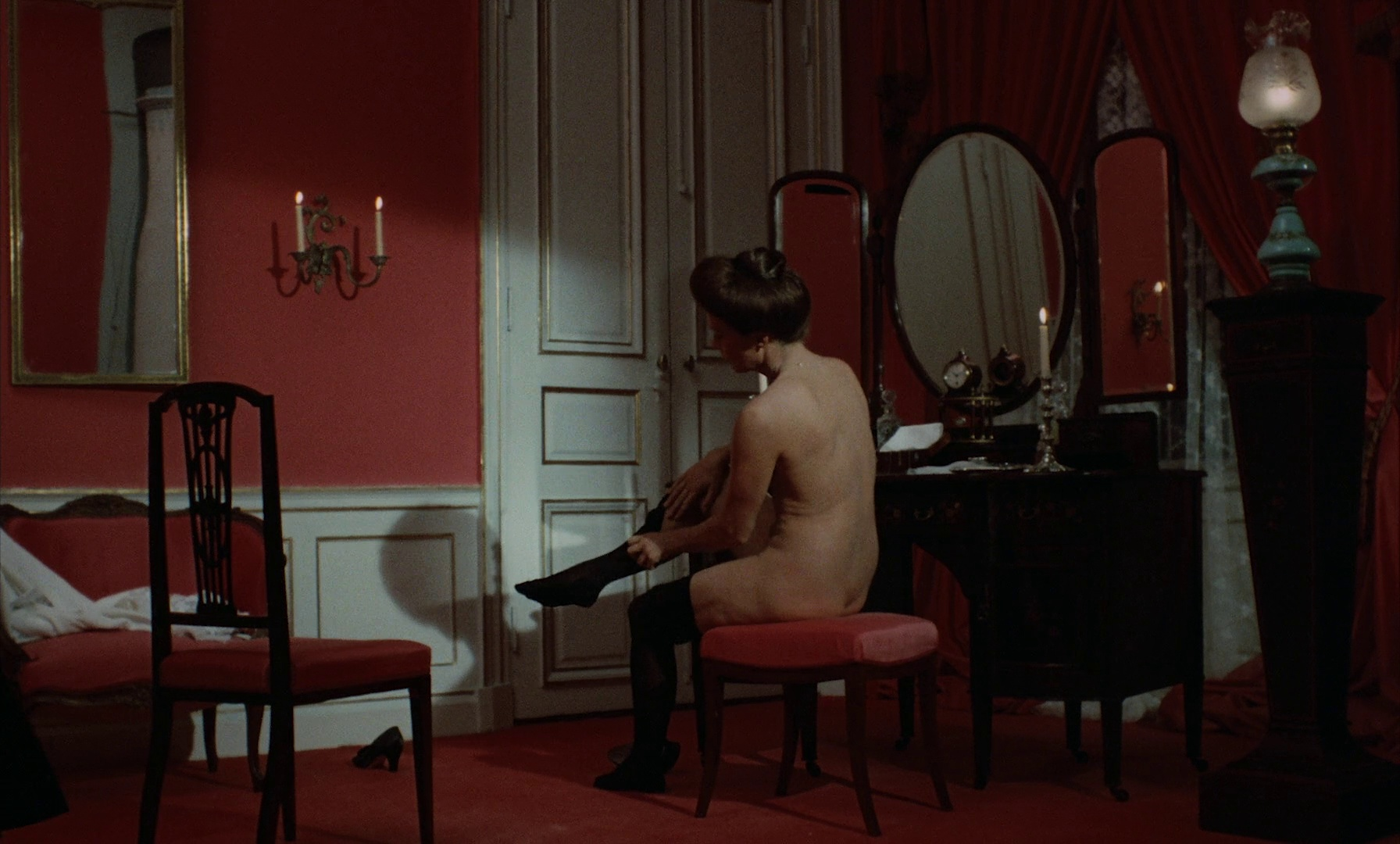 Cries & Whispers - 1973.png