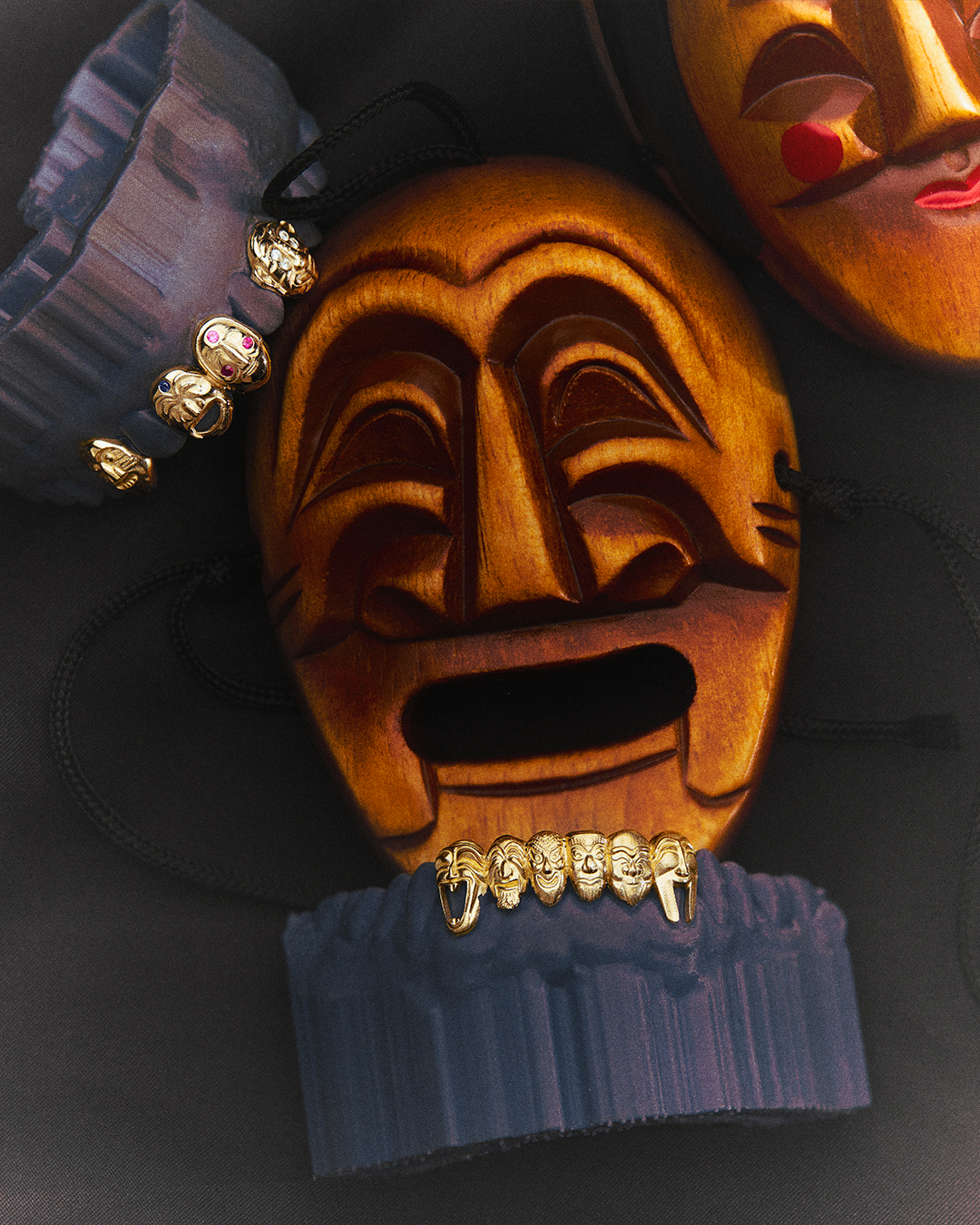 Dilitru_Mask Grillz_Photo4.png