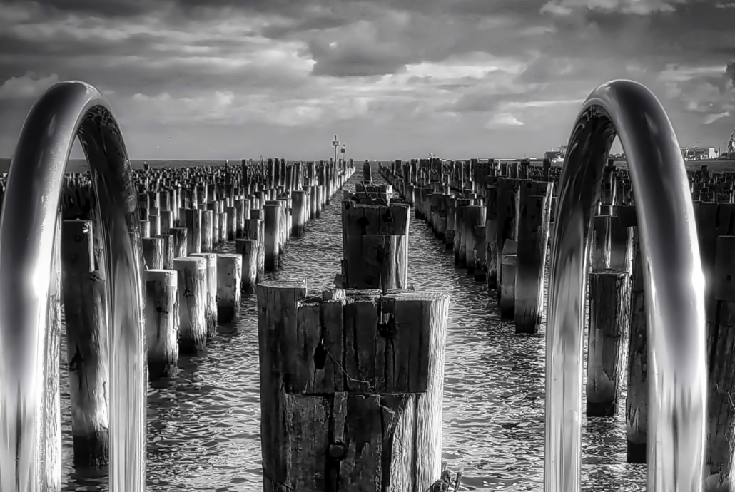 pier image bw geostar.png