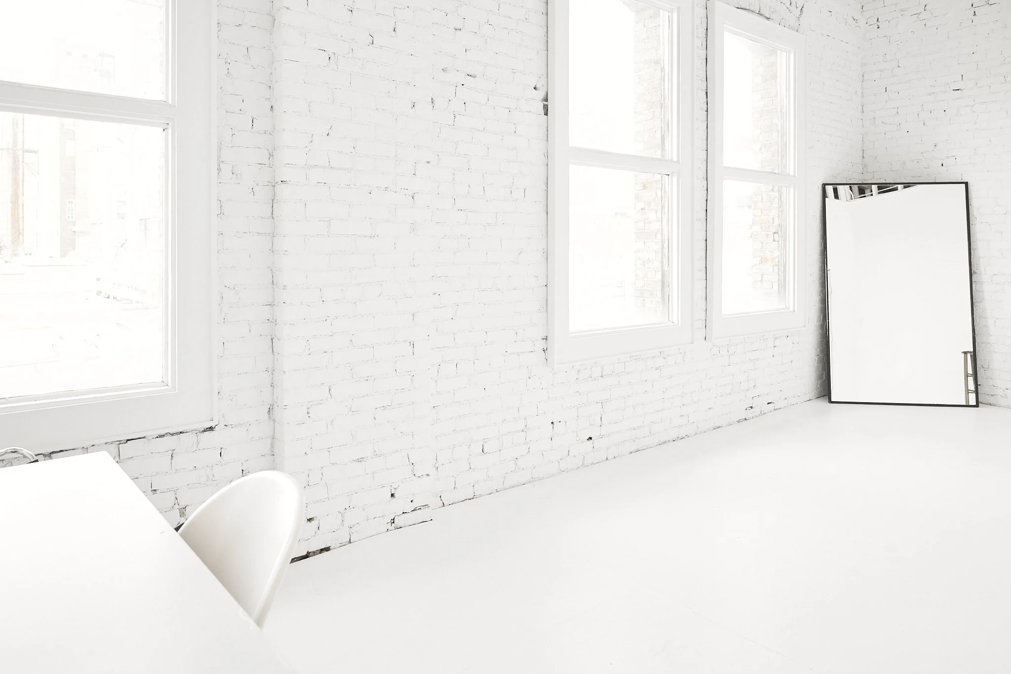 StudioNoireNoir-TheLoft-AffordableNaturalLightPhotoStudi