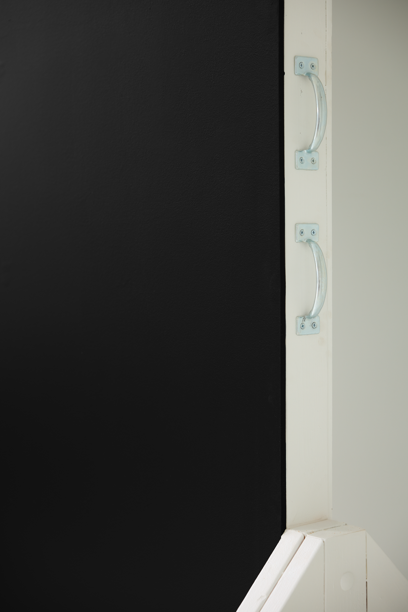 StudioNoireNoir-TheLoft-AffordableNaturalLightPhotoStudi