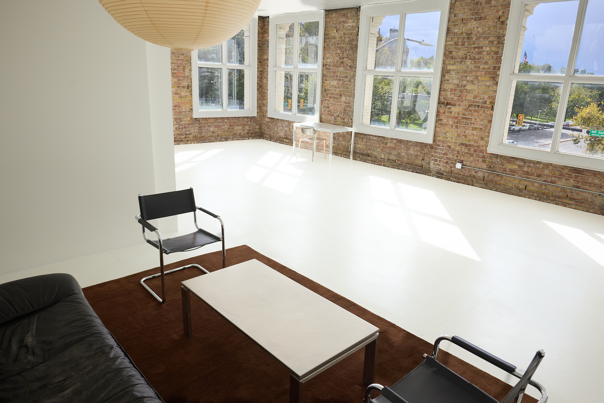 StudioNoireNoir-TheLoft-AffordableNaturalLightPhotoStudi