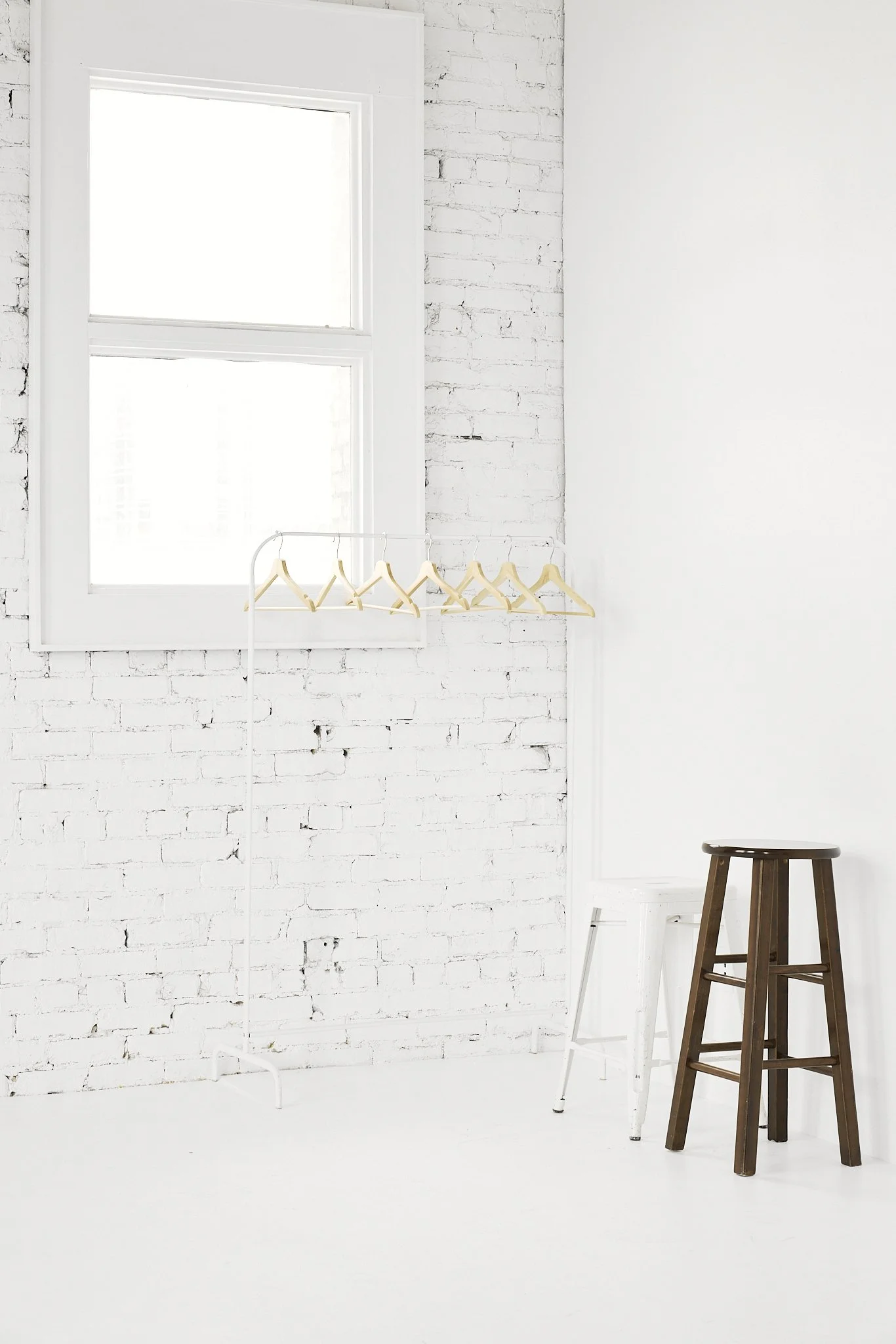 StudioNoireNoir-TheLoft-AffordableNaturalLightPhotoStudi