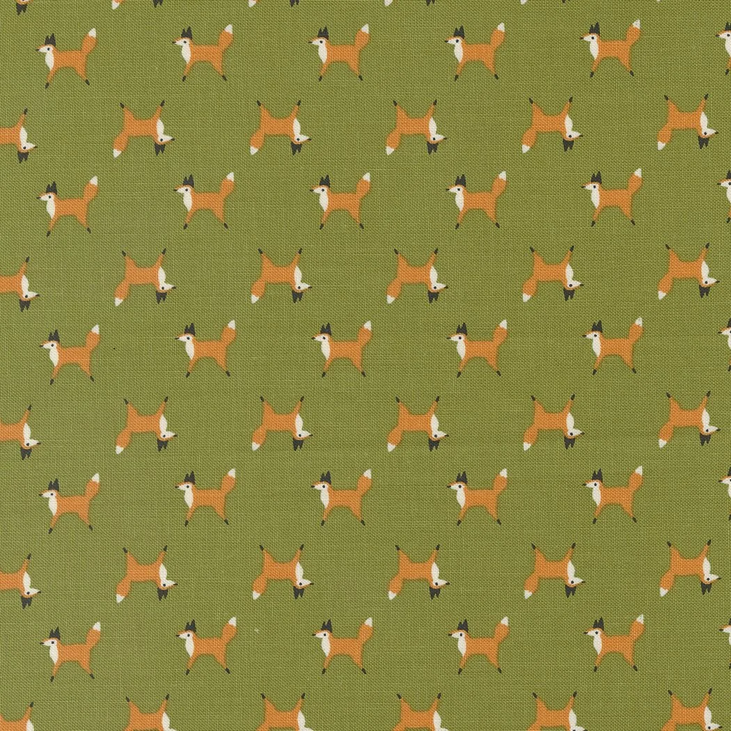 Pattern of cartoon foxes running on a green background.