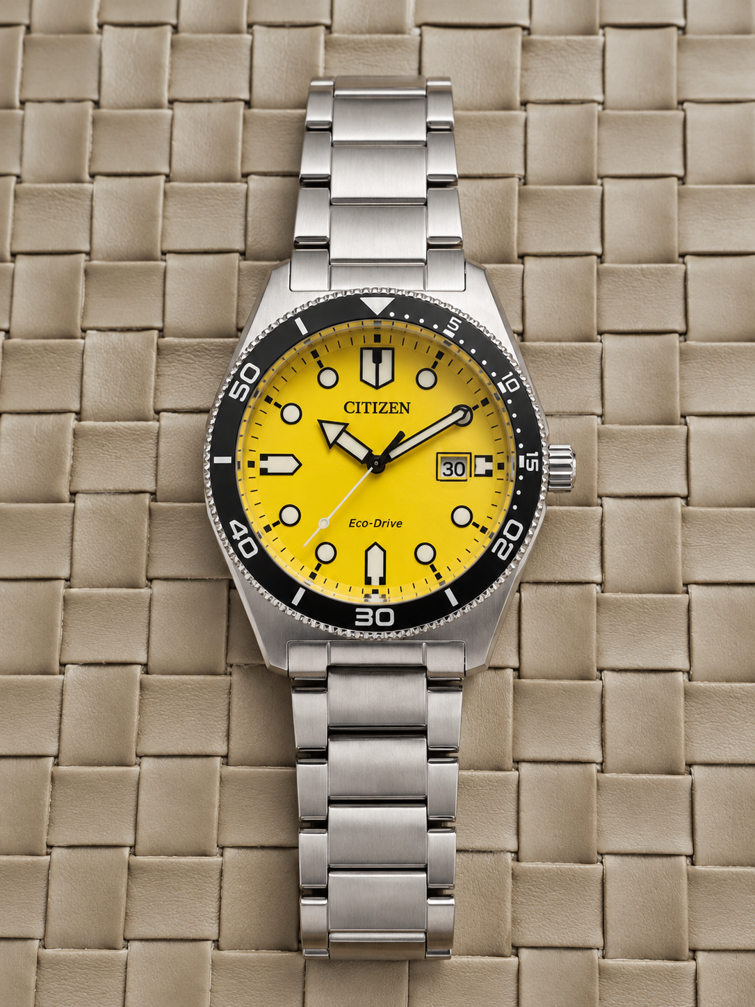 Citizen Eco-Drive AW1760-81Z
