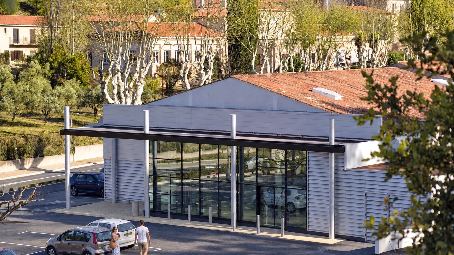 Architecte Marseille - Christian Talma _ RENOVATION DE BATIMENT D'ACTIVITES