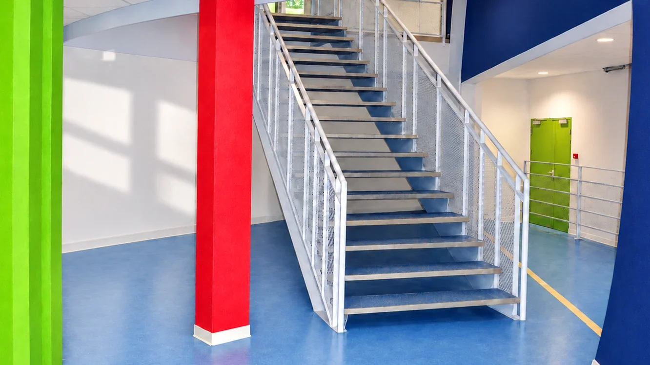 LE HALL DES PAS PERDUS
