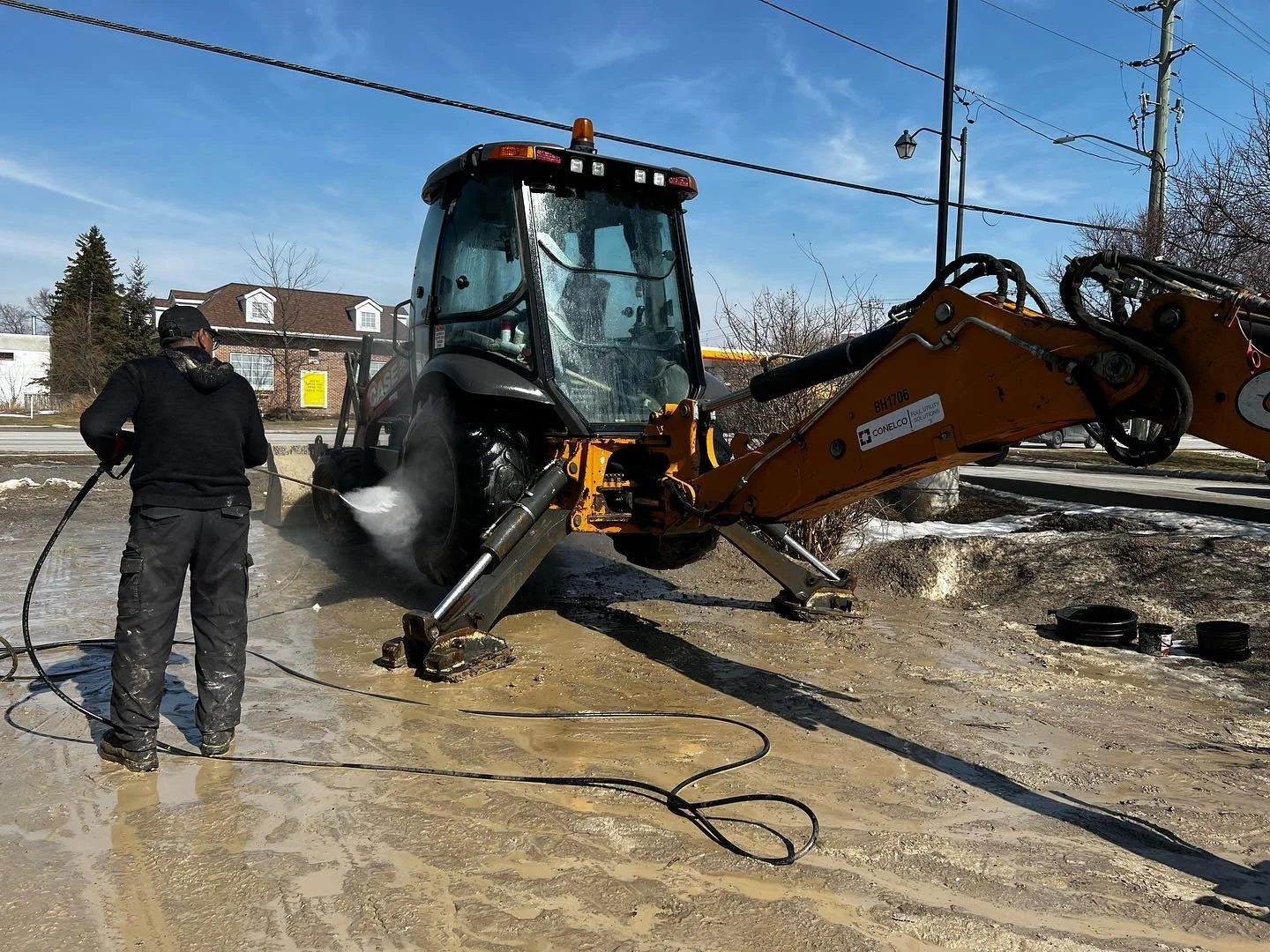 🧼 💦 🧽 ☀️ 
Spring is around the corner. 
Get the OG to come clean your machine, or else!