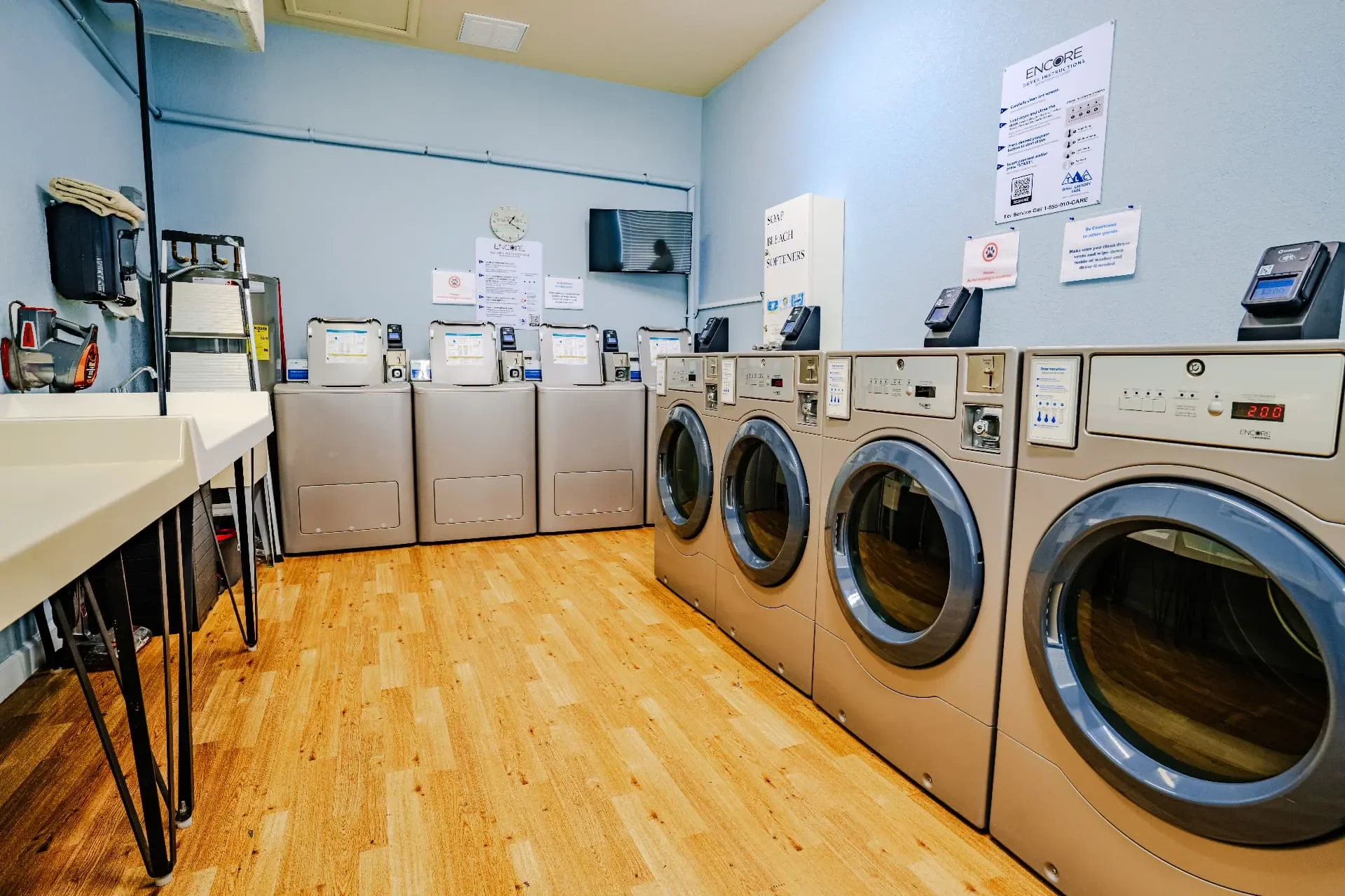 coin-laundry-1920.webp