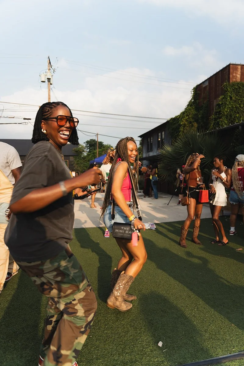 Auntie's House - Juneteenth 2026 - People Linedancing [@visionsbygsix].jpg