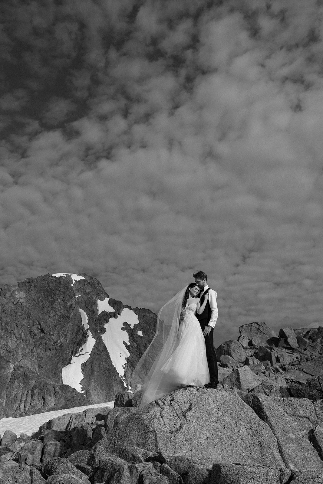 T-A-Tantalus-Mountain-Heli-Elopement0714172314-2.jpg