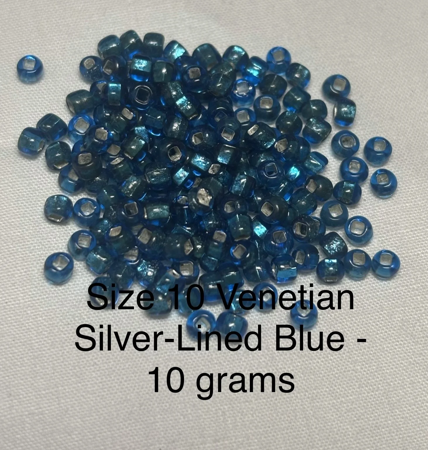 10/0 Antique Silver-Lined Blue