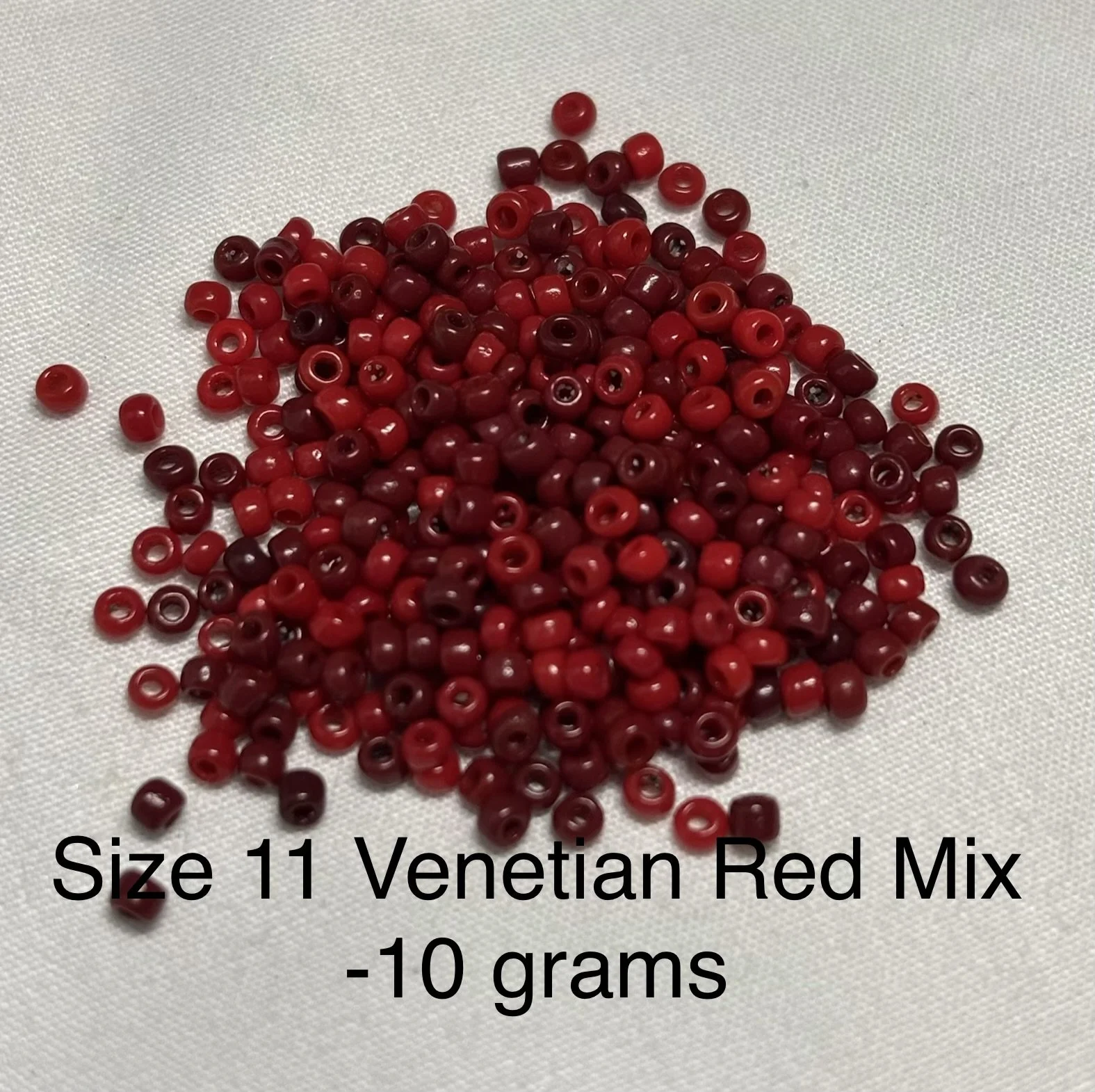 11/0 Antique Opaque Red Mix