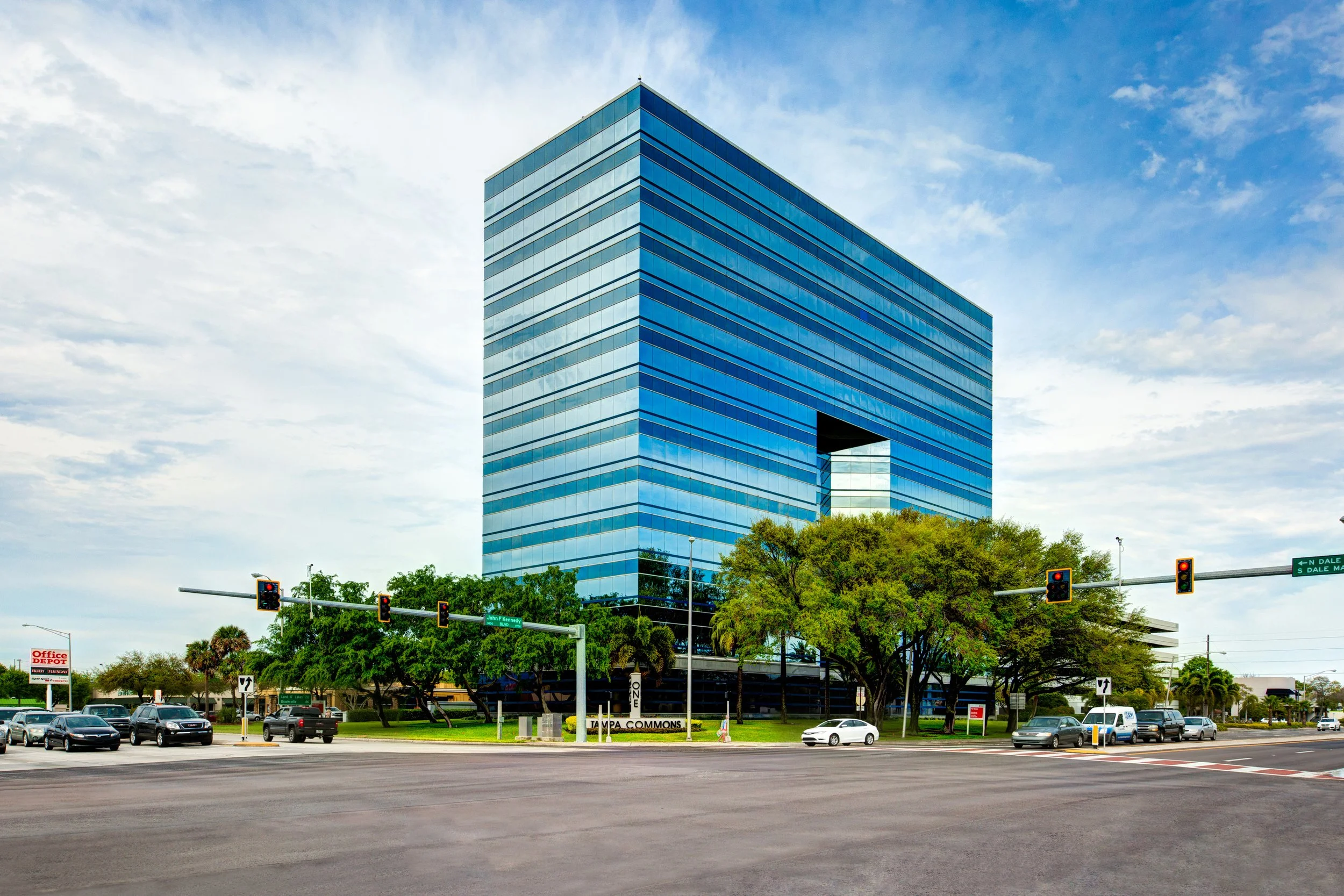 Tampa Commons
Tampa, FL | Sold 2020