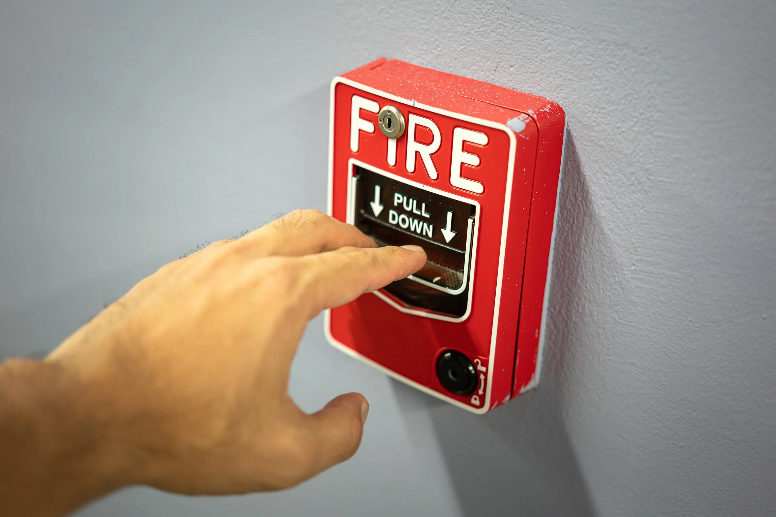 Pull down fire alarm in Nixa, MO