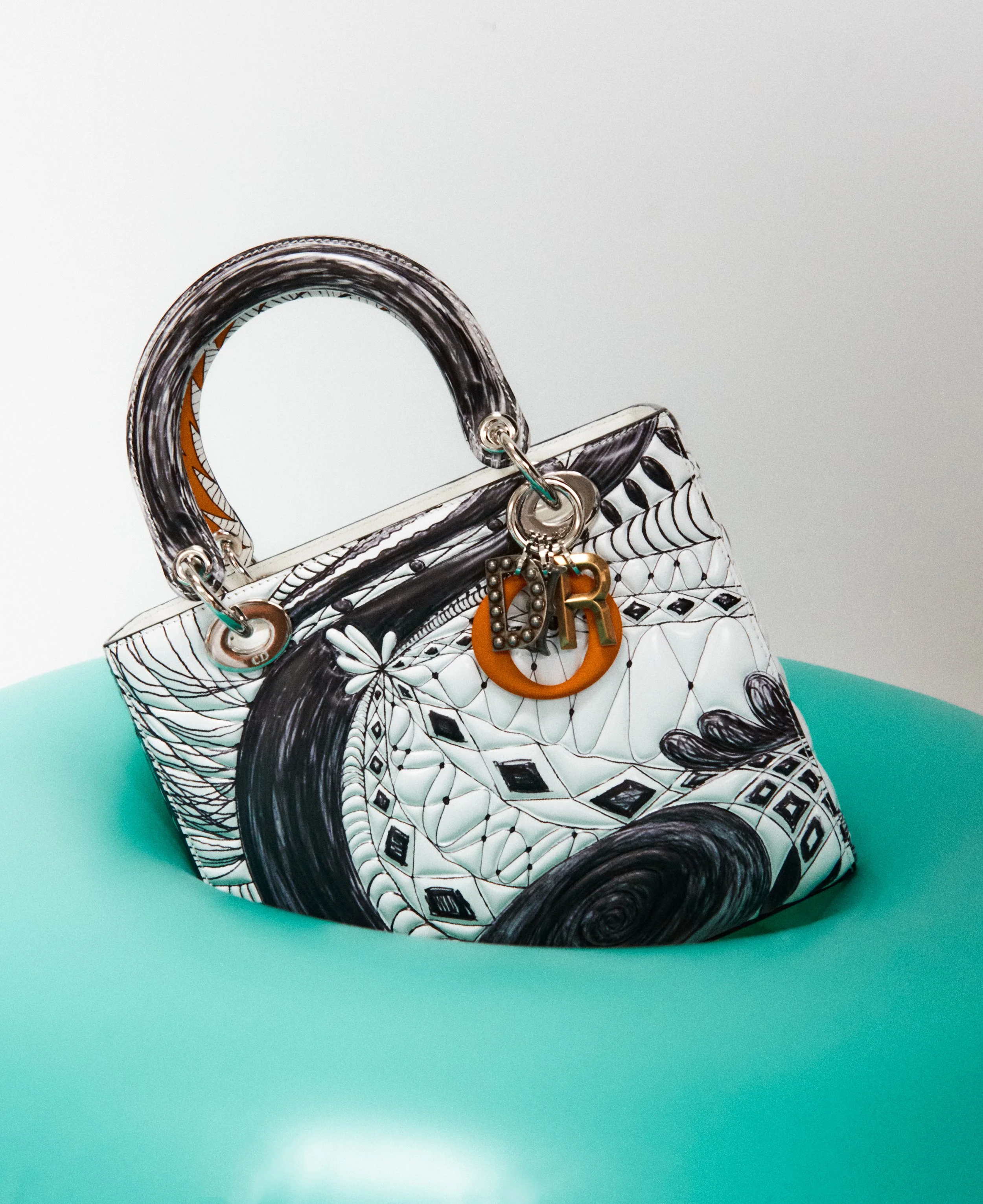 ODDA 25_Lady dior22305.jpg