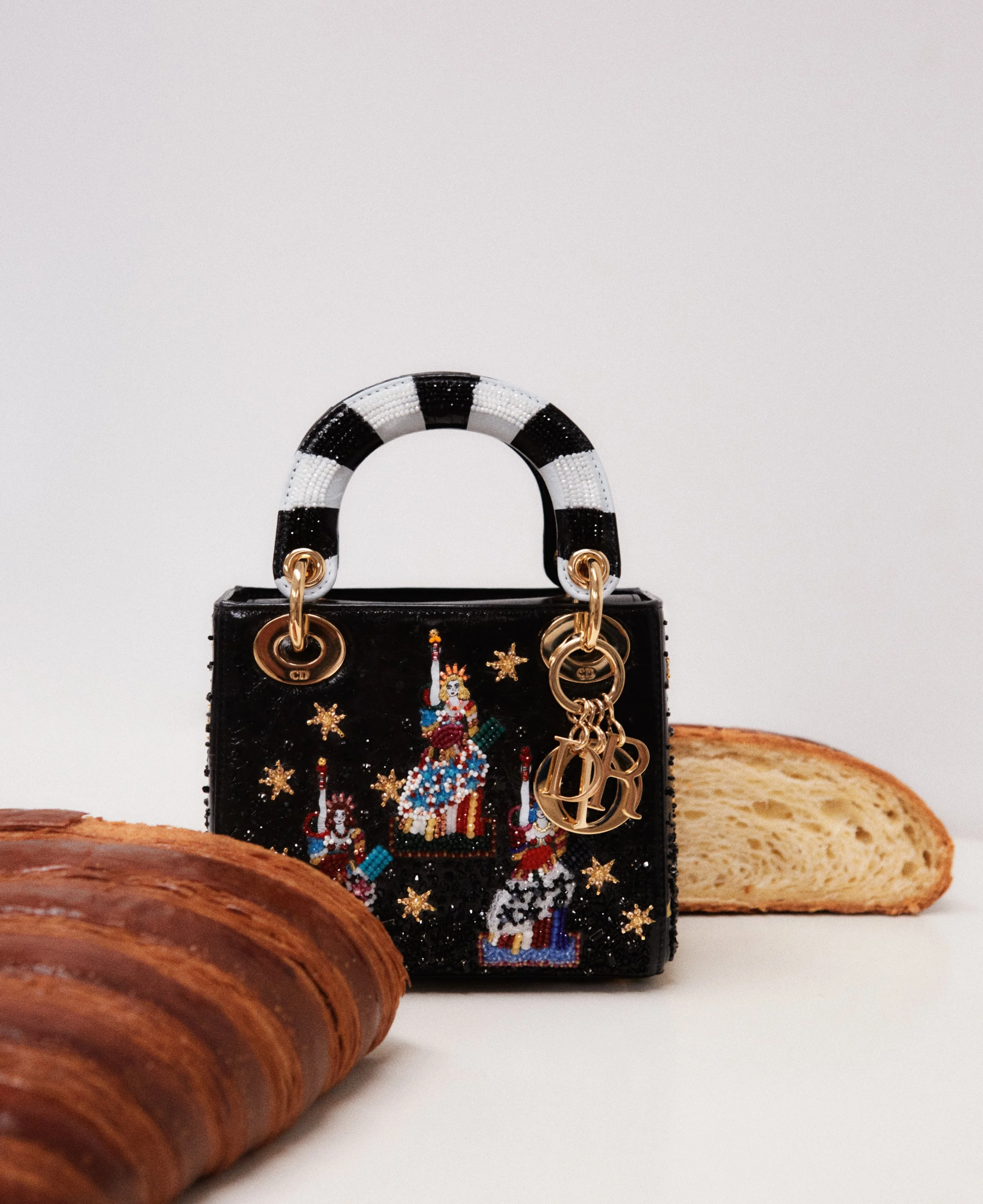 ODDA 25_Lady dior23265.jpg