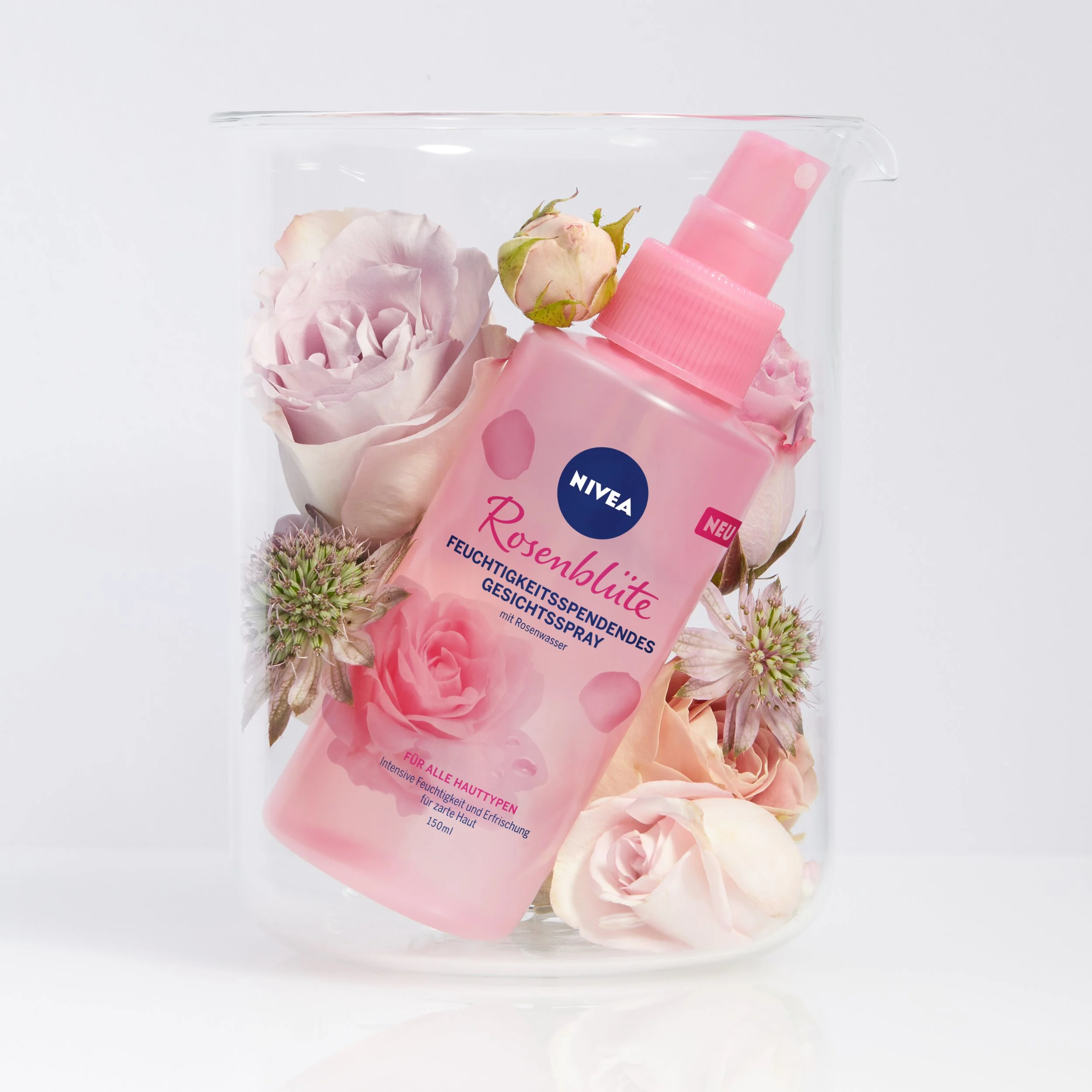 NIVEA STILLS