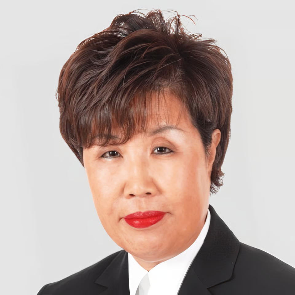 Portrait of Christina Lee