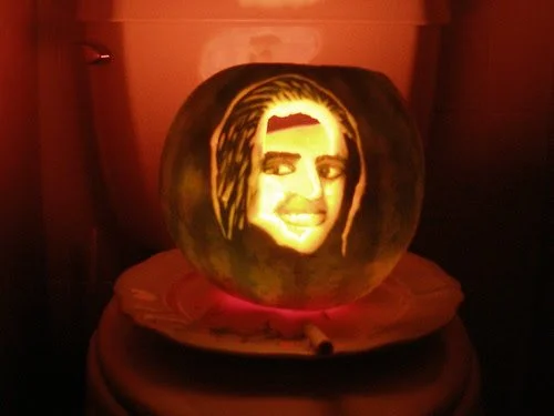 Wendy’s first carving from June 2007: a watermelon carved with a portrait and lit from inside