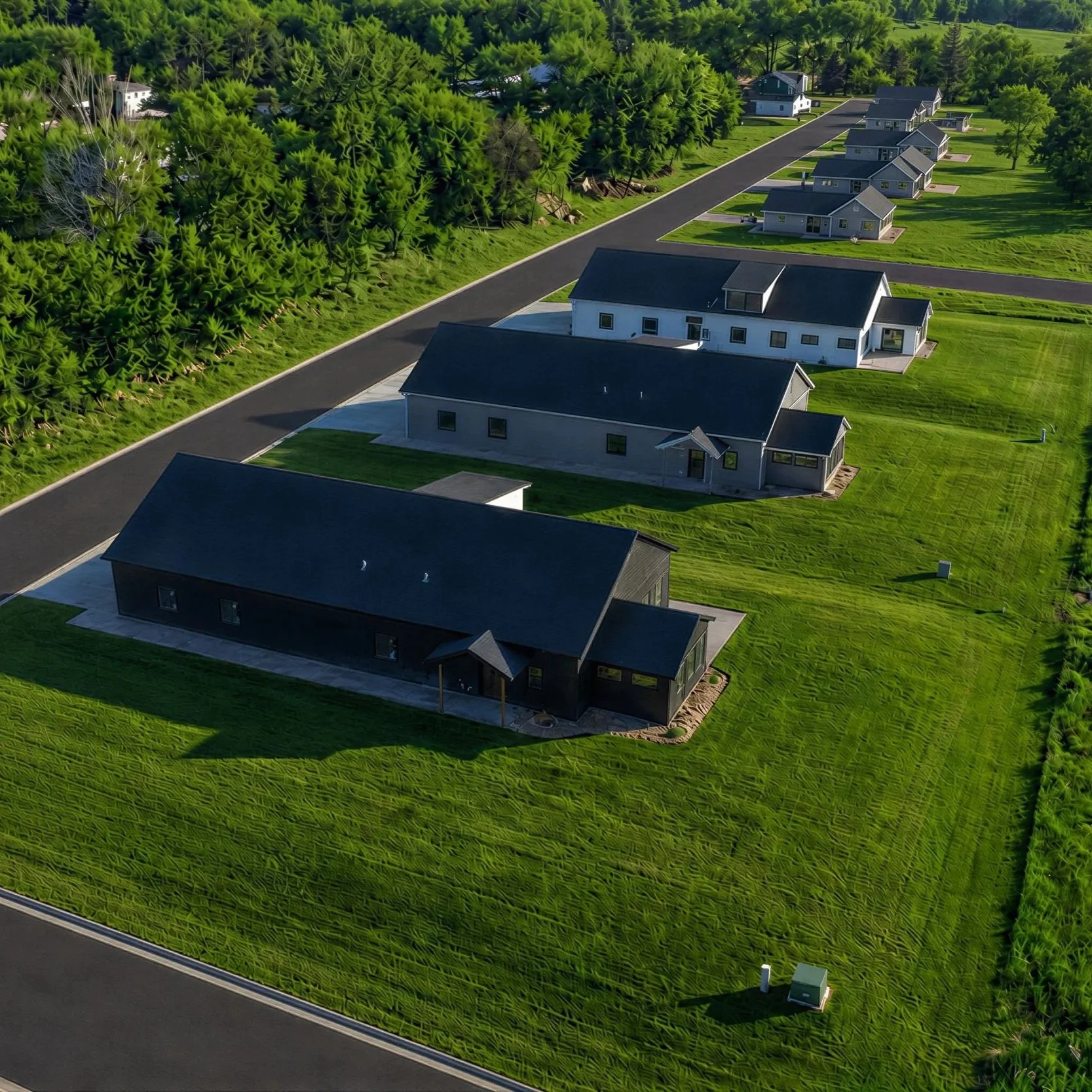 Block+1+and+Block+2+with+east+facing+homes.jpg