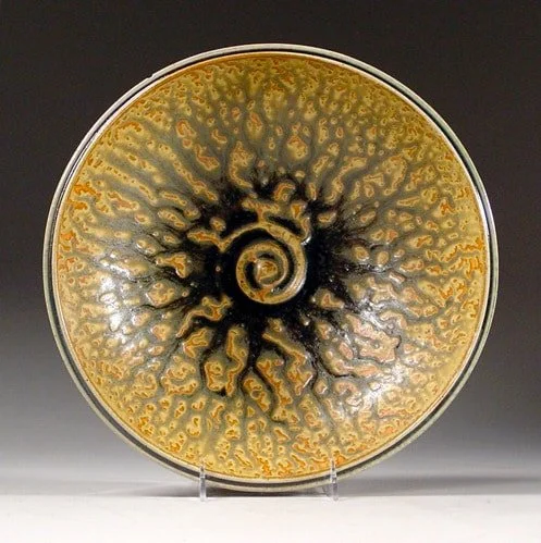 dendritic pattern formed during firing