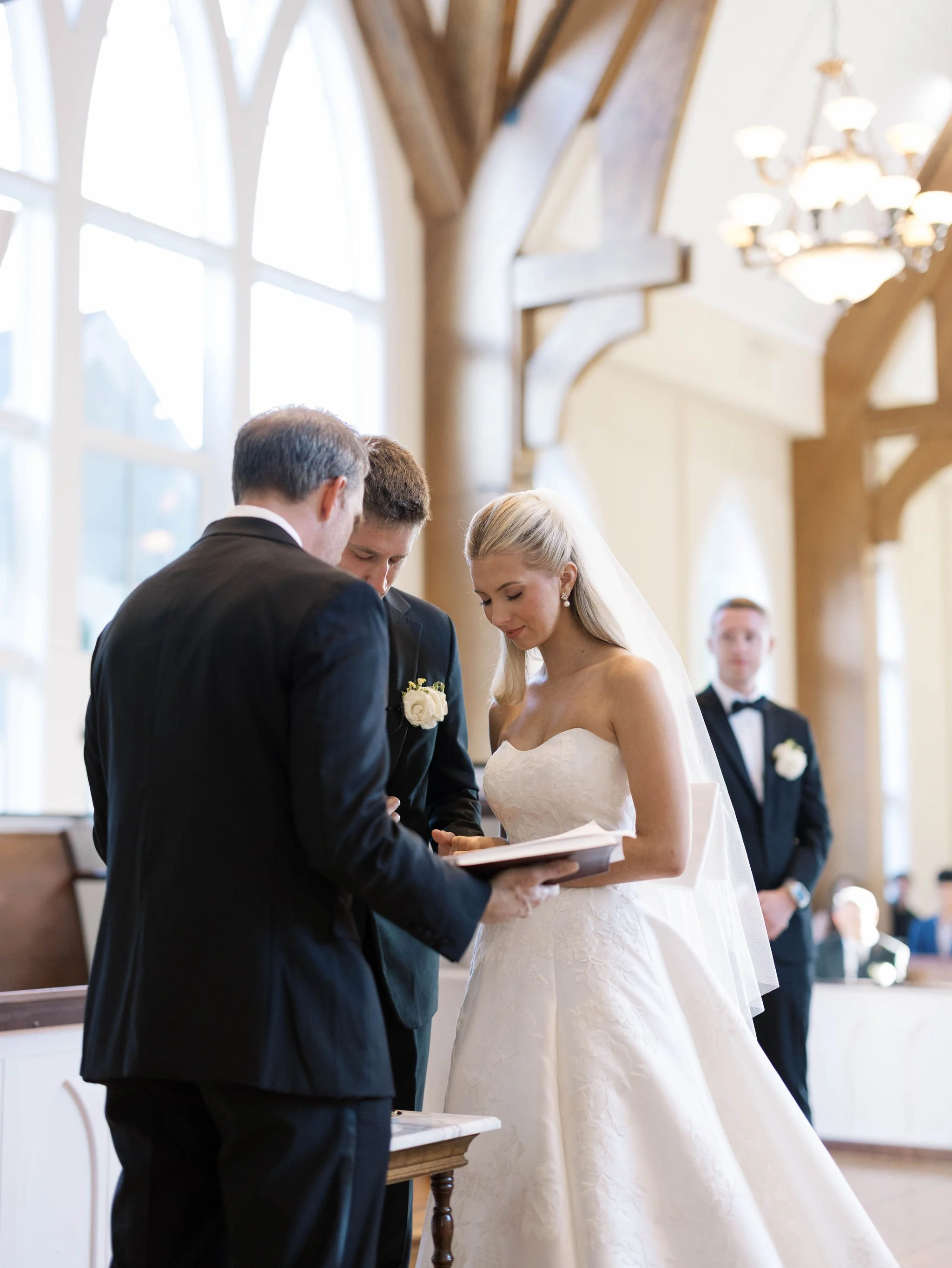 Emily-Songer-Photo-churchceremony-183.jpg