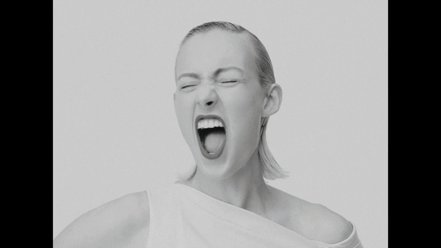 akya--douglas--04.gif
