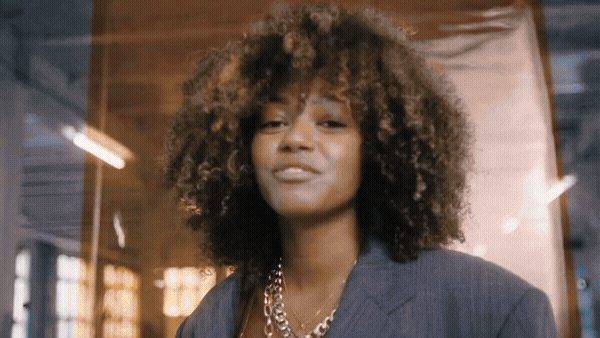 akya2026--about-you-x-nike-we-can-do-more-sisterhood-dc--03.gif