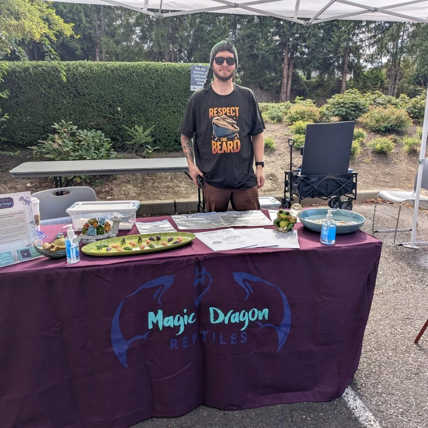 We had so much fun participating in the Legacy Hospital Carnival event supporting families of the NICU unit. We got to meet some amazing people and show off some of our amazing reptile ambassadors. One lucky family won our raffle basket which include