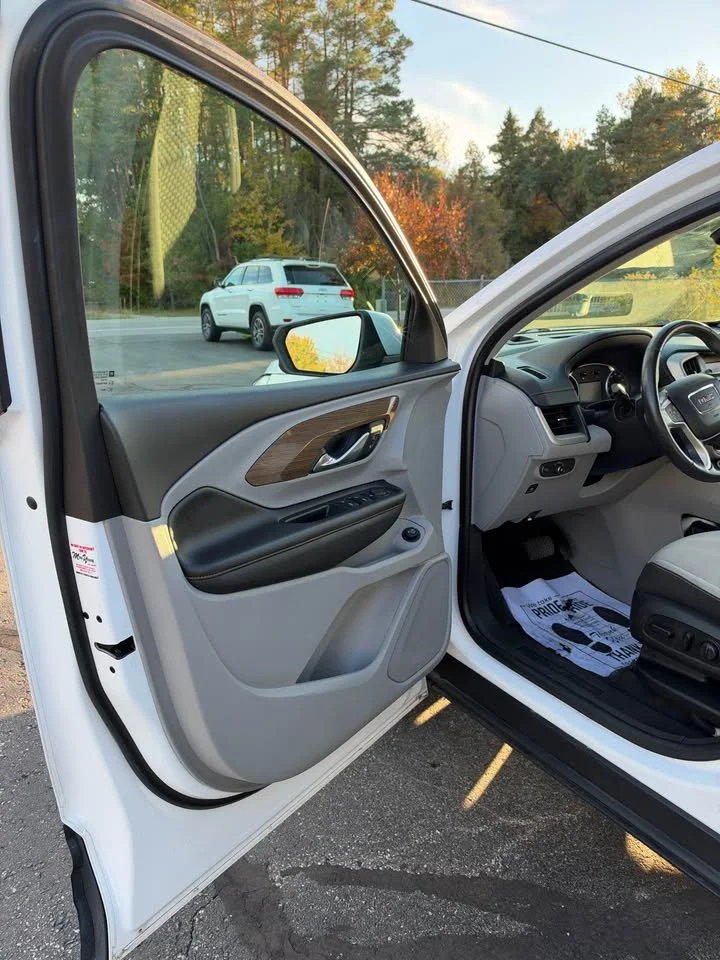 2021-gmc-terrain-sle-awd-08.jpg