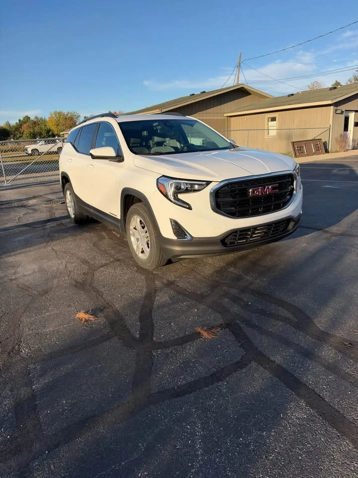 2021-gmc-terrain-sle-awd-07.jpg