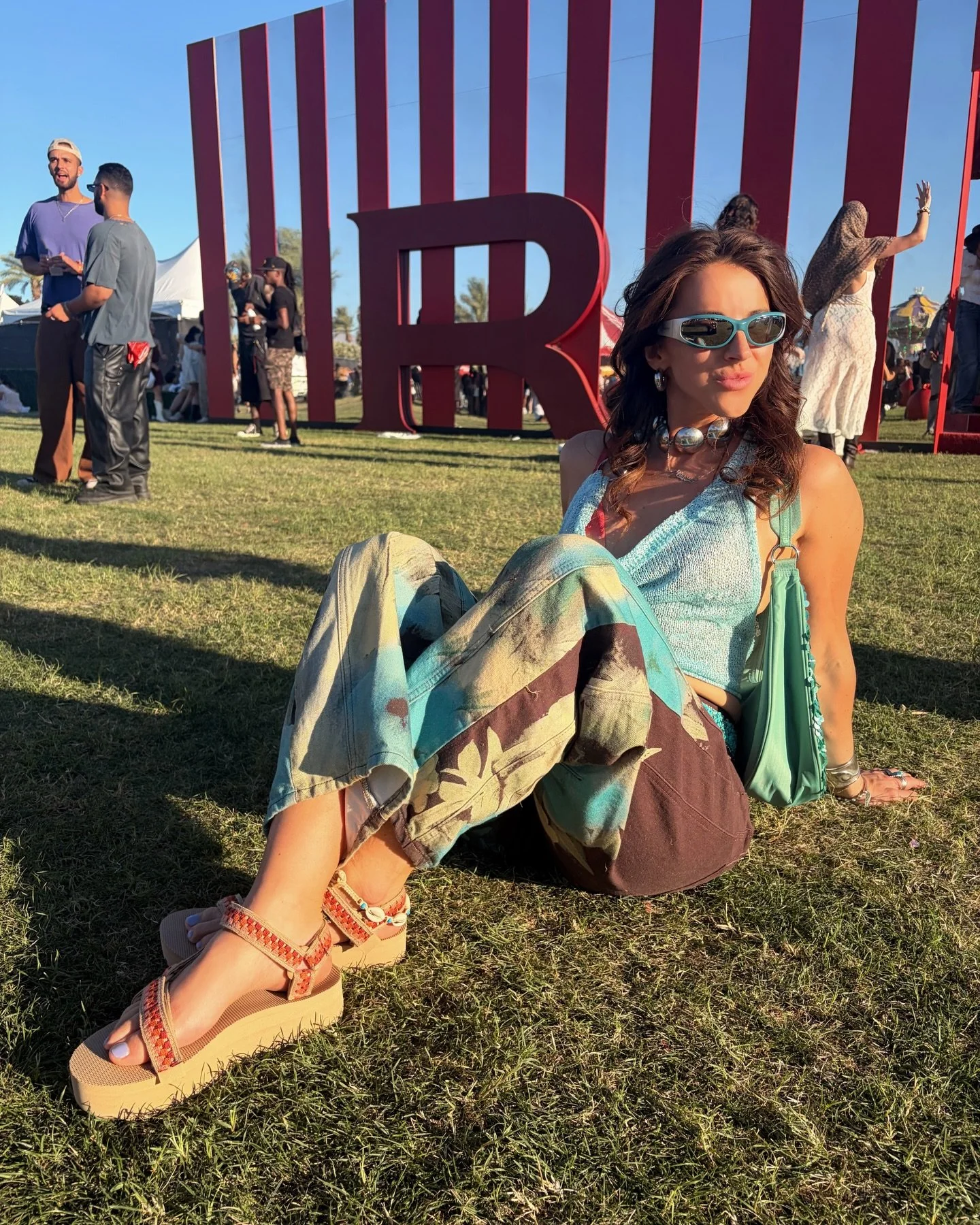 dance all day, all night with @teva 💘 my favorite music festival footwear (sincerely, a festival vet) 👯 #tevapartner #coachella #festivalstyle