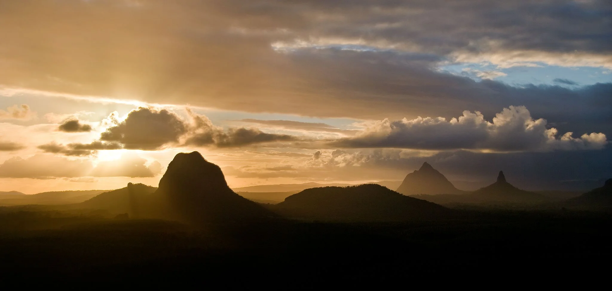 Glasshouse Mountains, Wildhorse Mountain Sunset