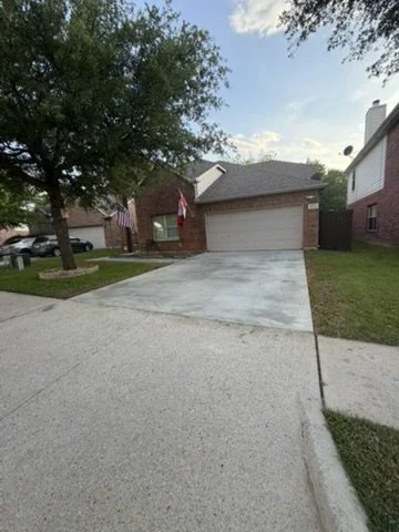 Actual completed concrete driveway at the Starling Lane residential project