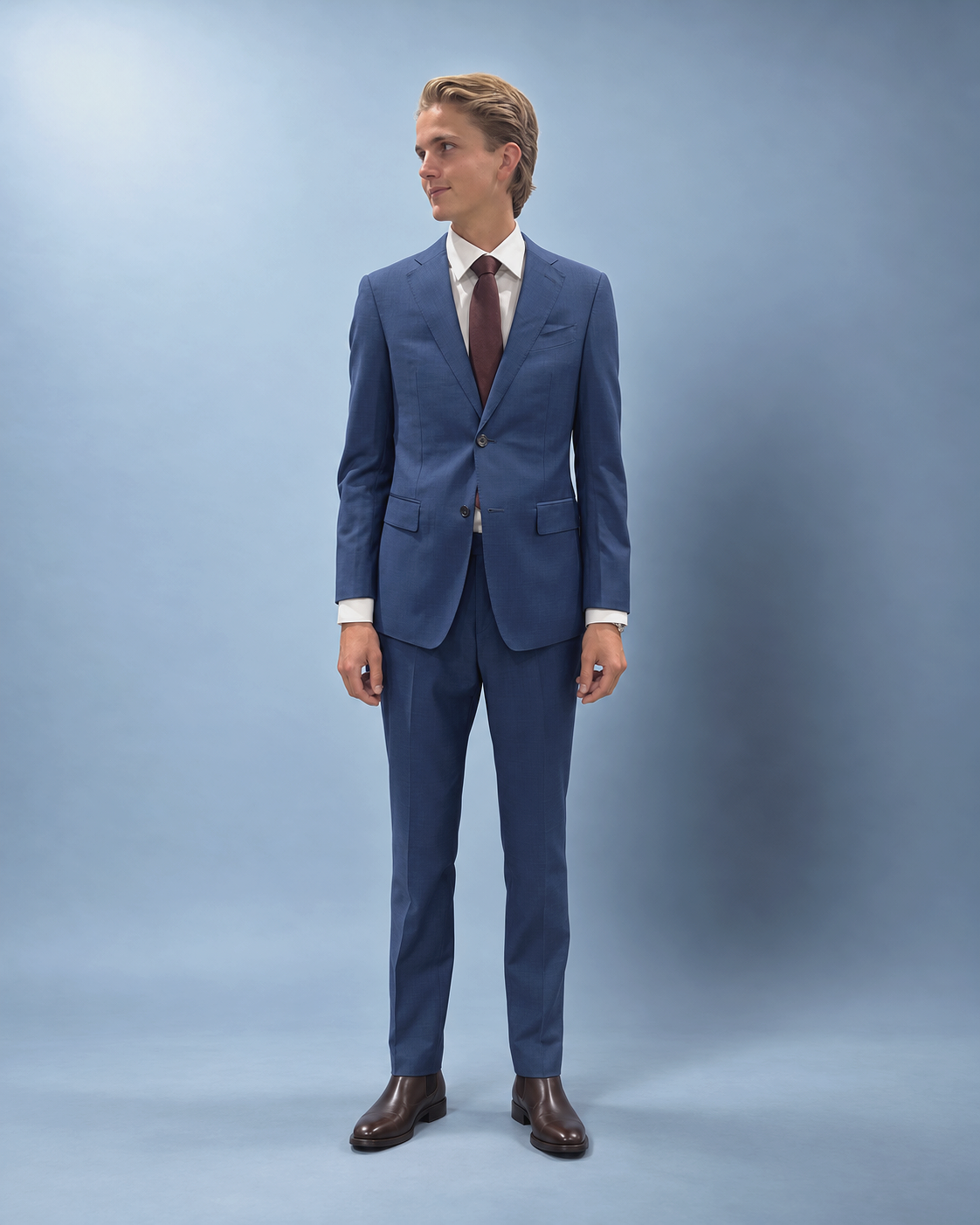 Elegant+bla%CC%8A+dress+med+burgundert+slips-2.png