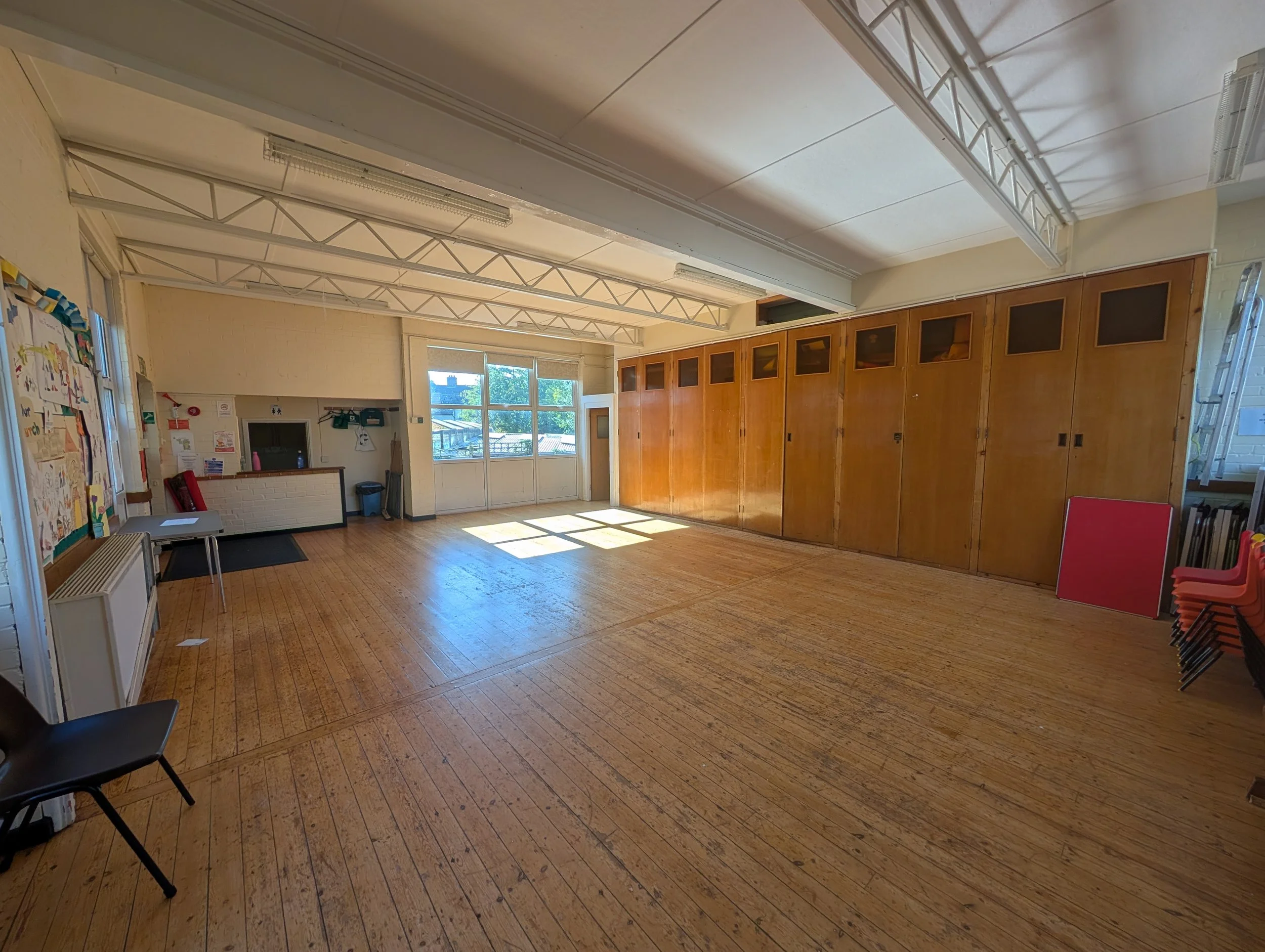 Small Hall | approx 9.2m x 6.1m | 40 person capacity