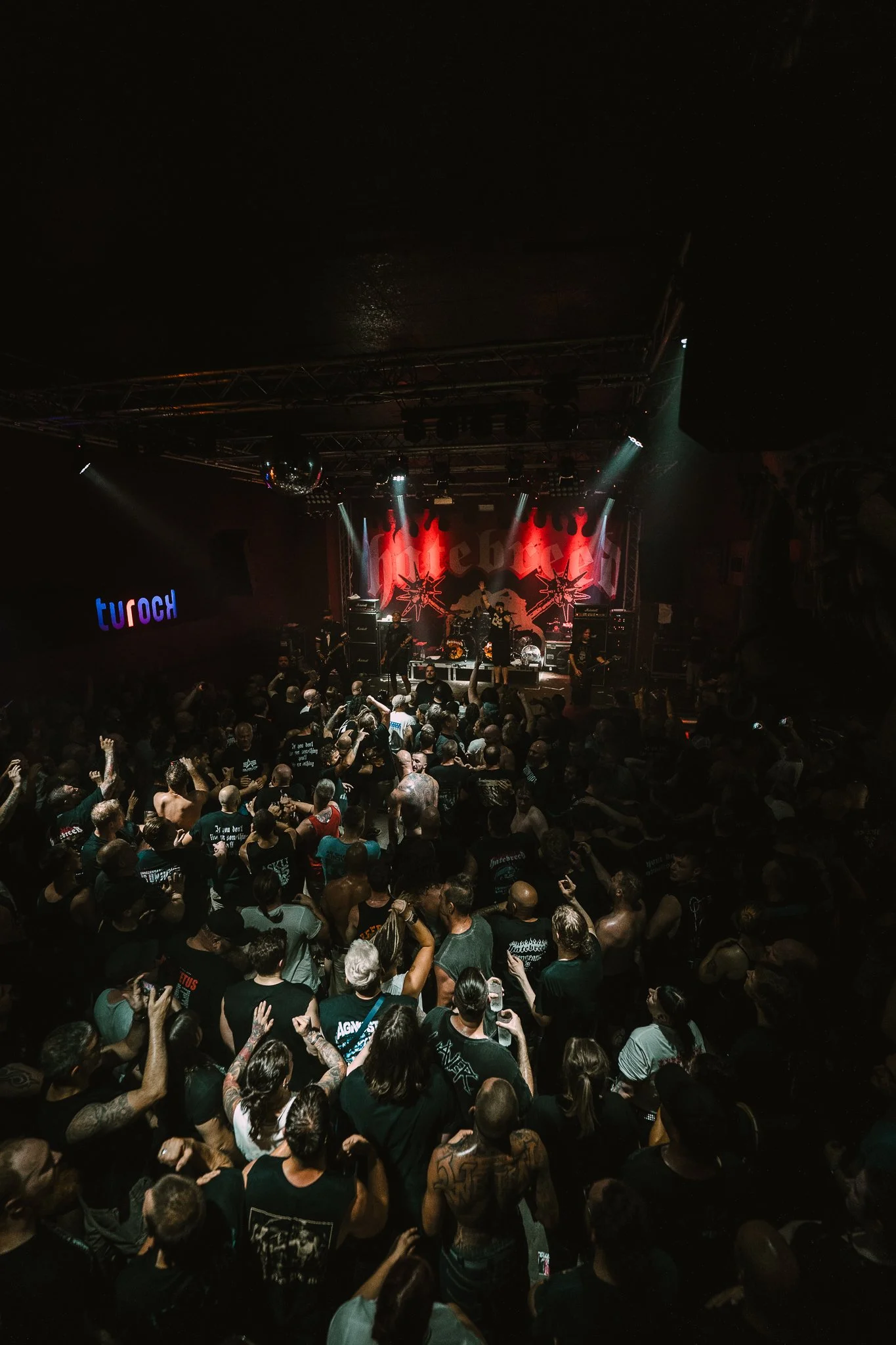 hatebreed-3.jpg